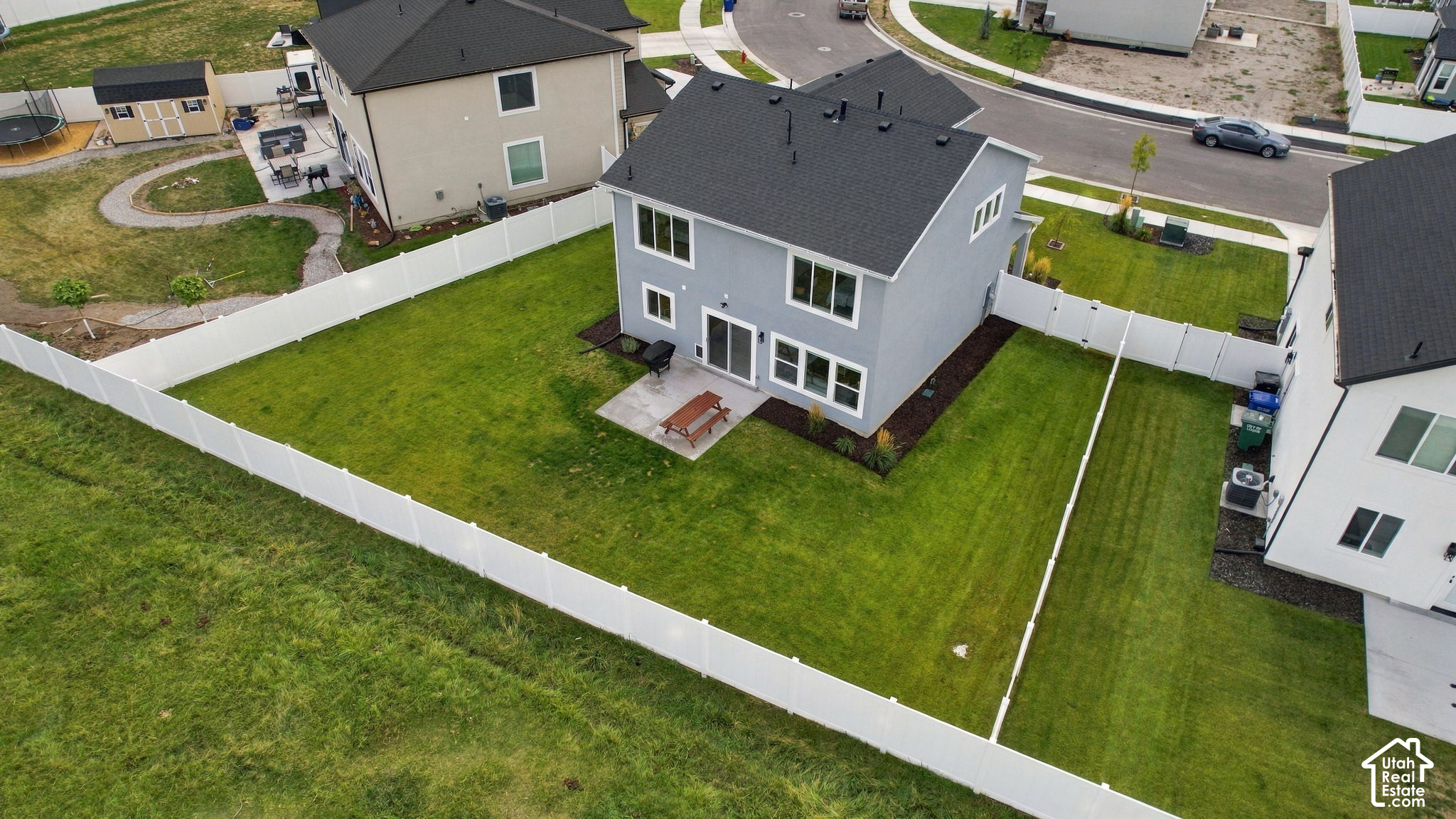 main property photo 39