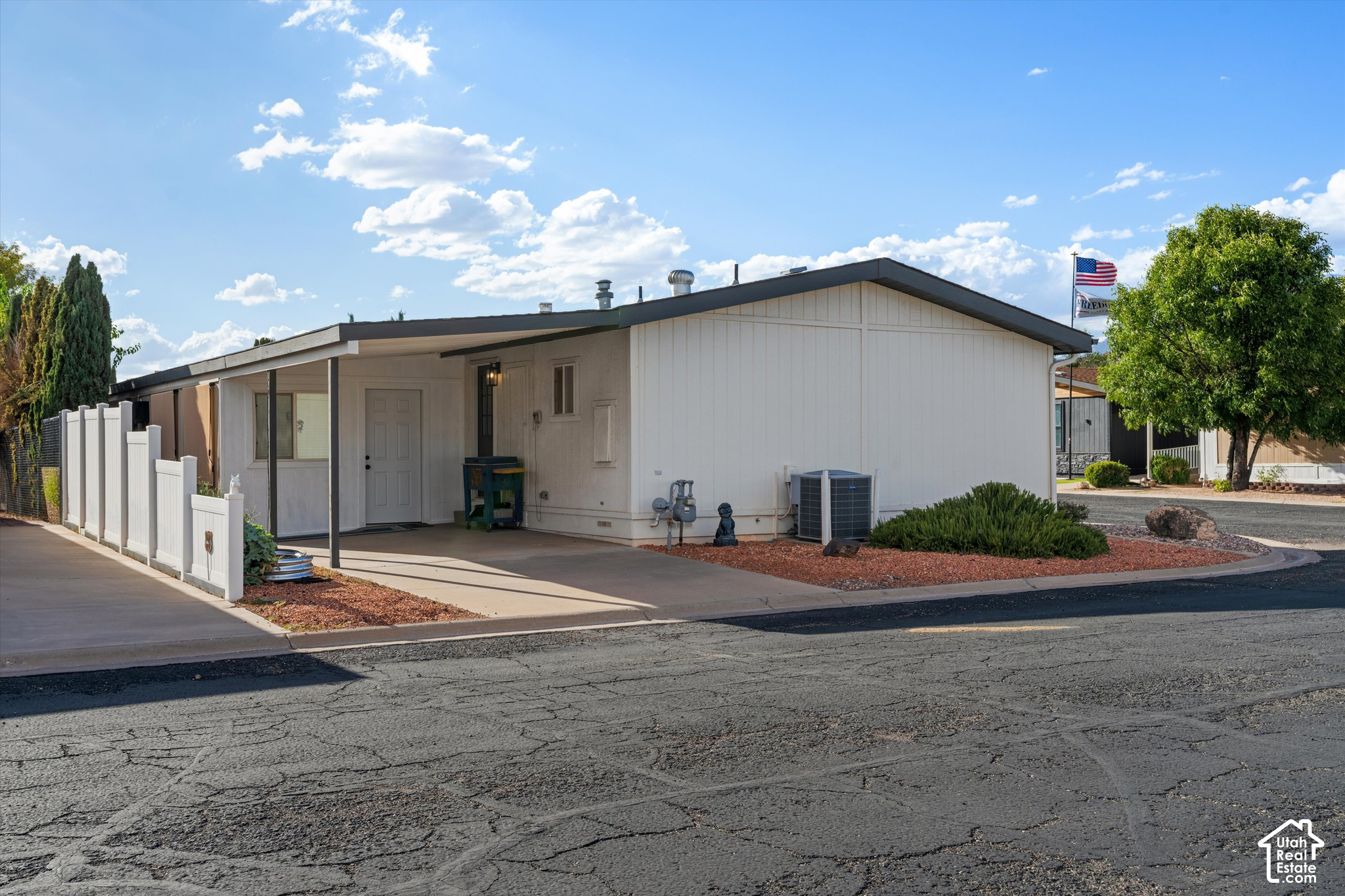 main property photo 21