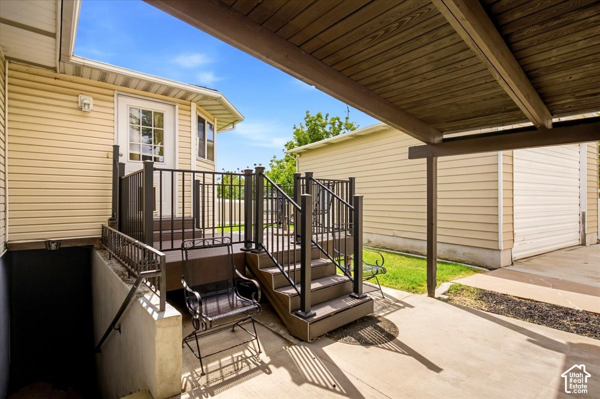 main property photo 27
