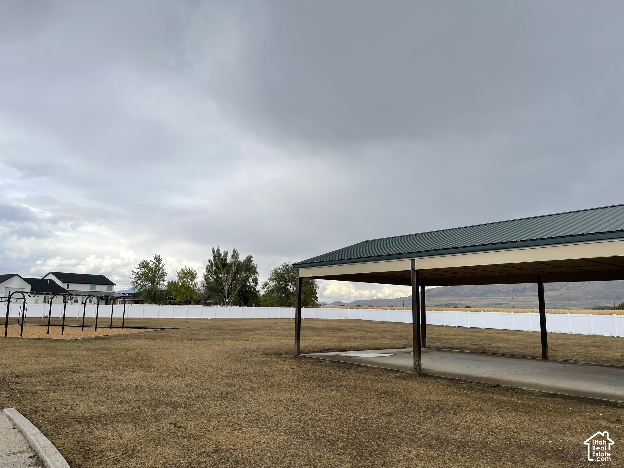 main property photo 48