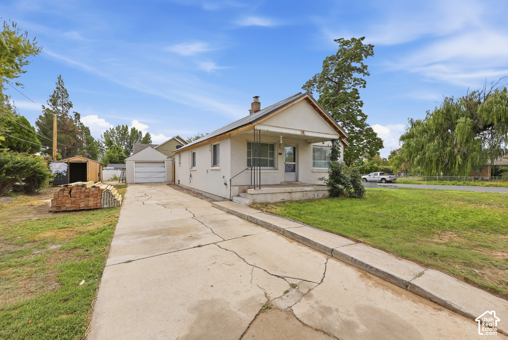 main property photo 29