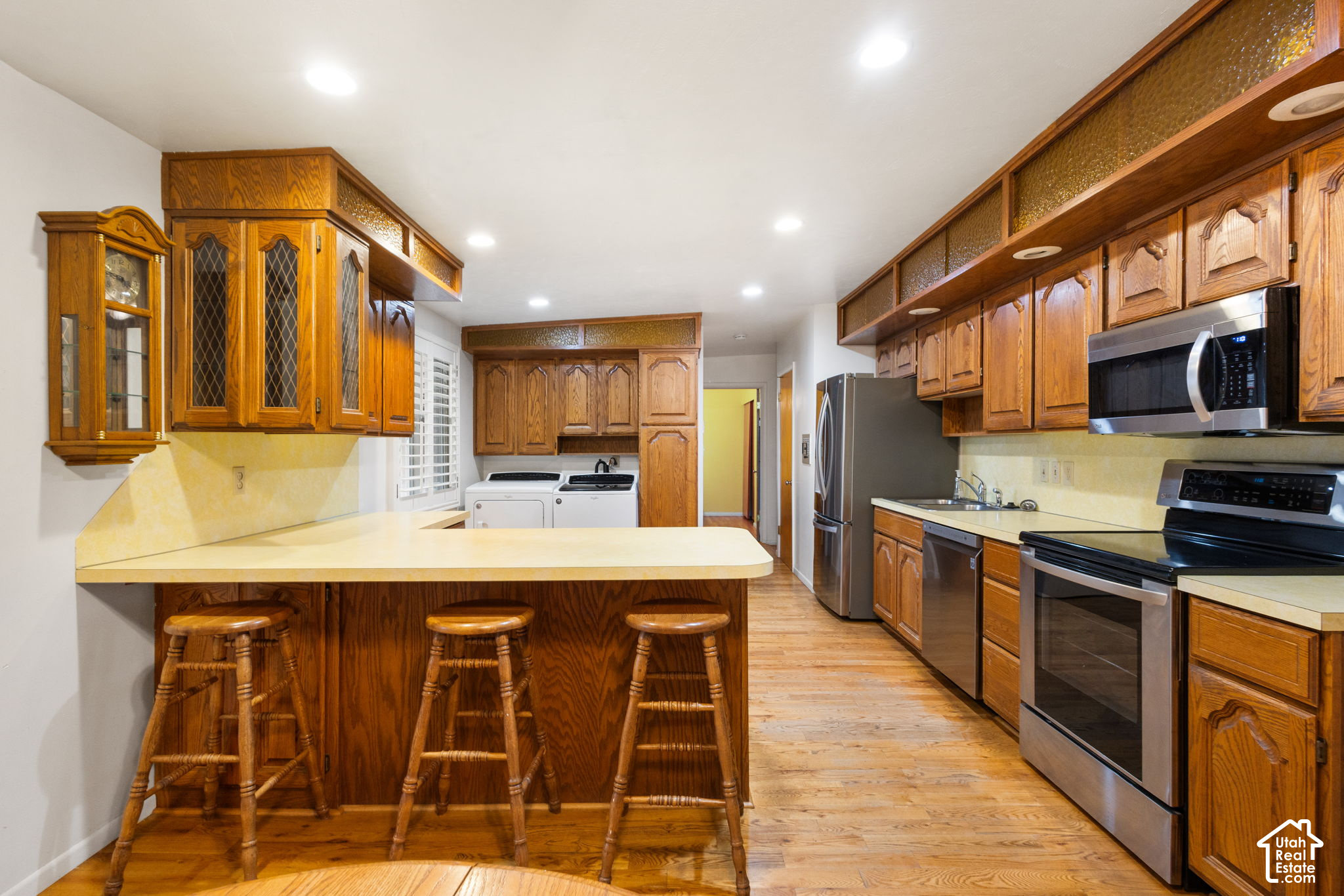 main property photo 15