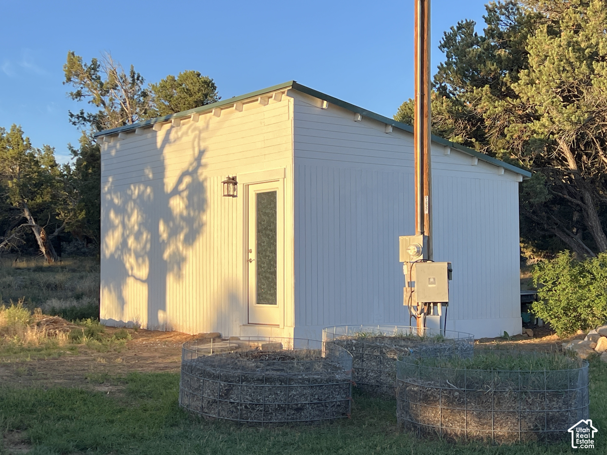 main property photo 39