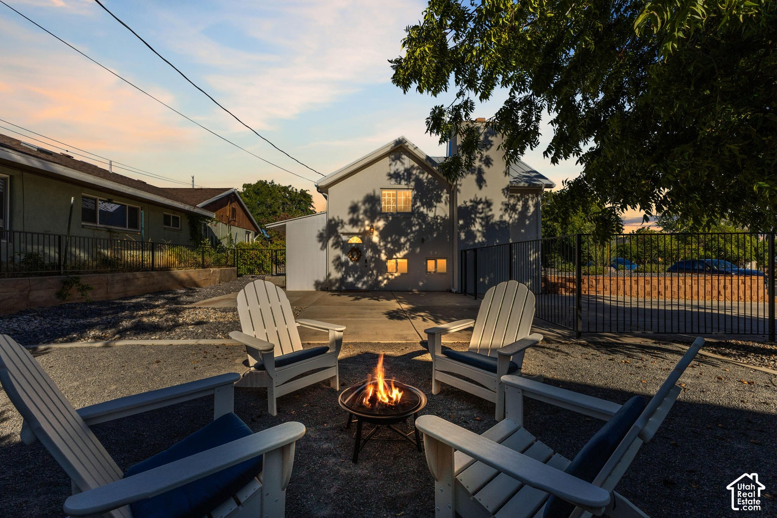 main property photo 36