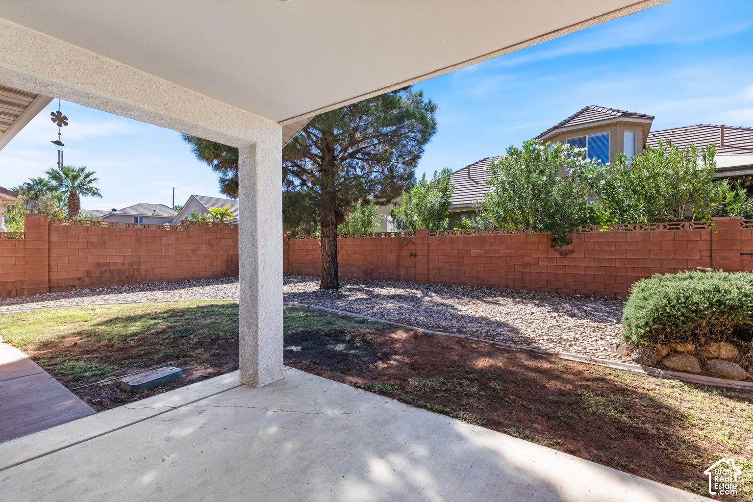 main property photo 34