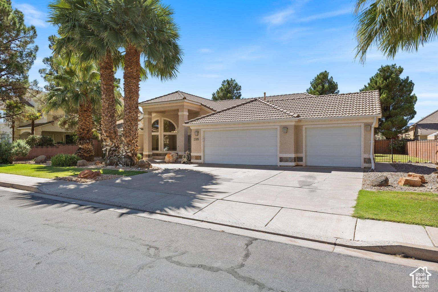 main property photo 39