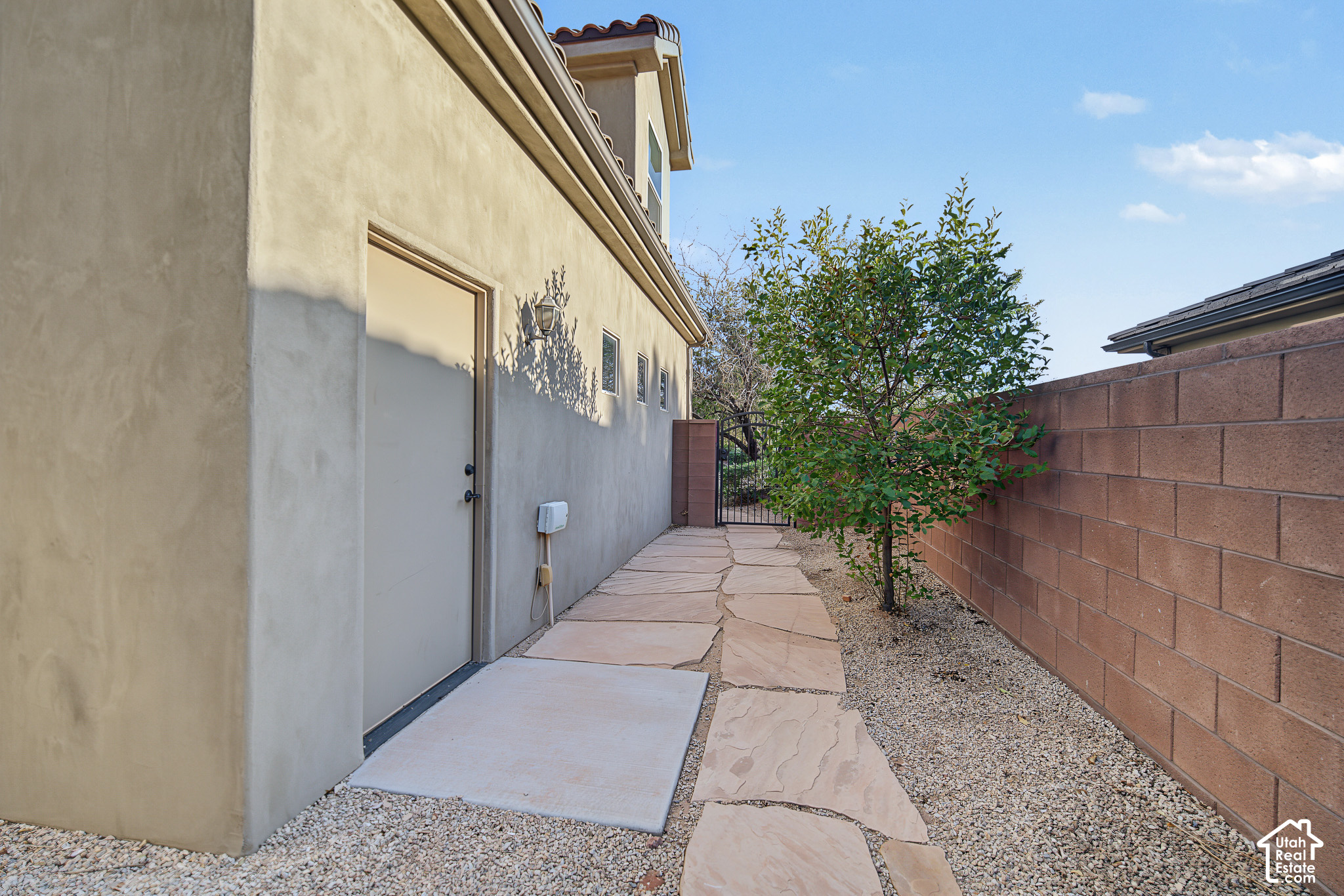 main property photo 54