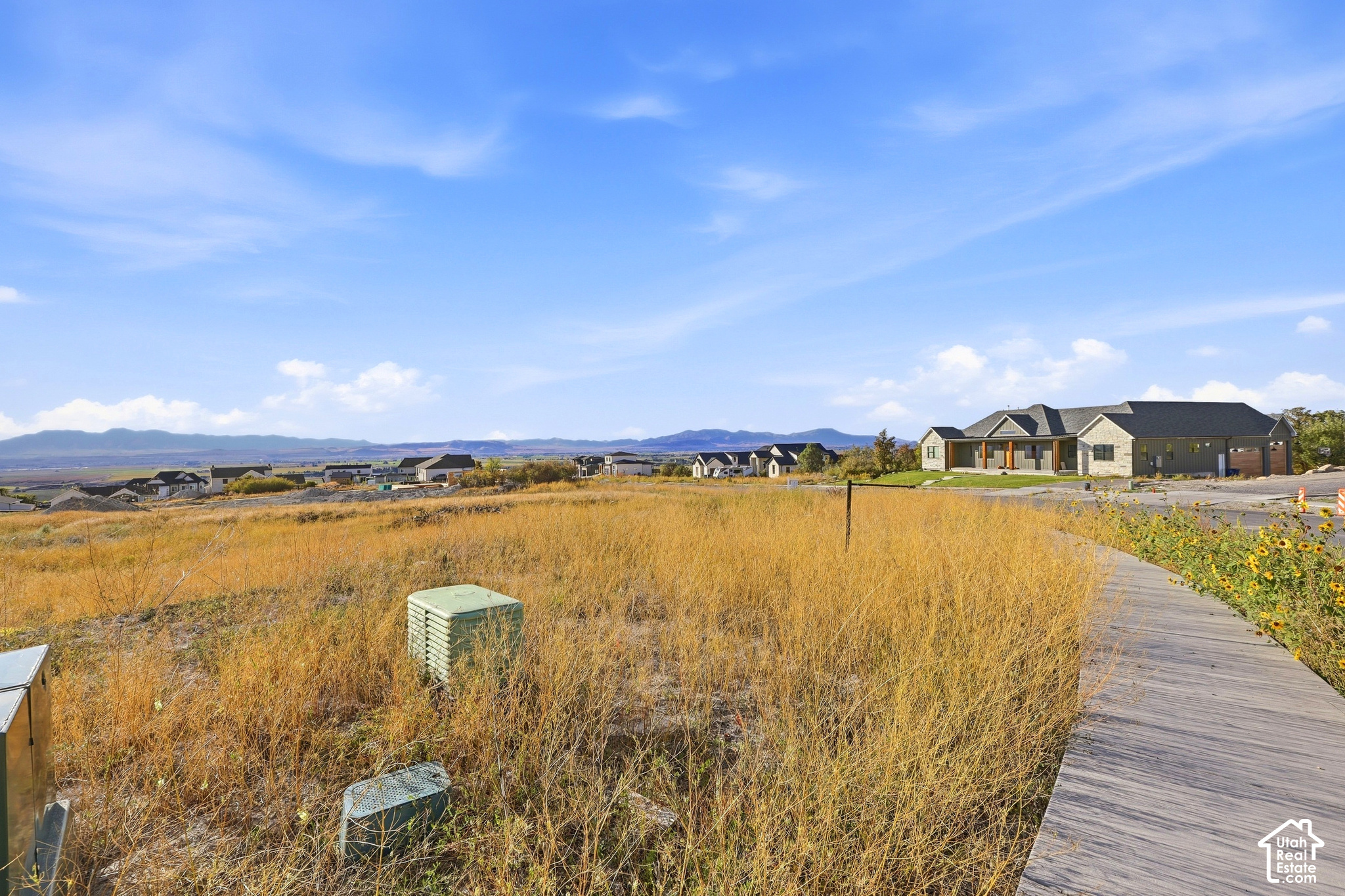 main property photo 17