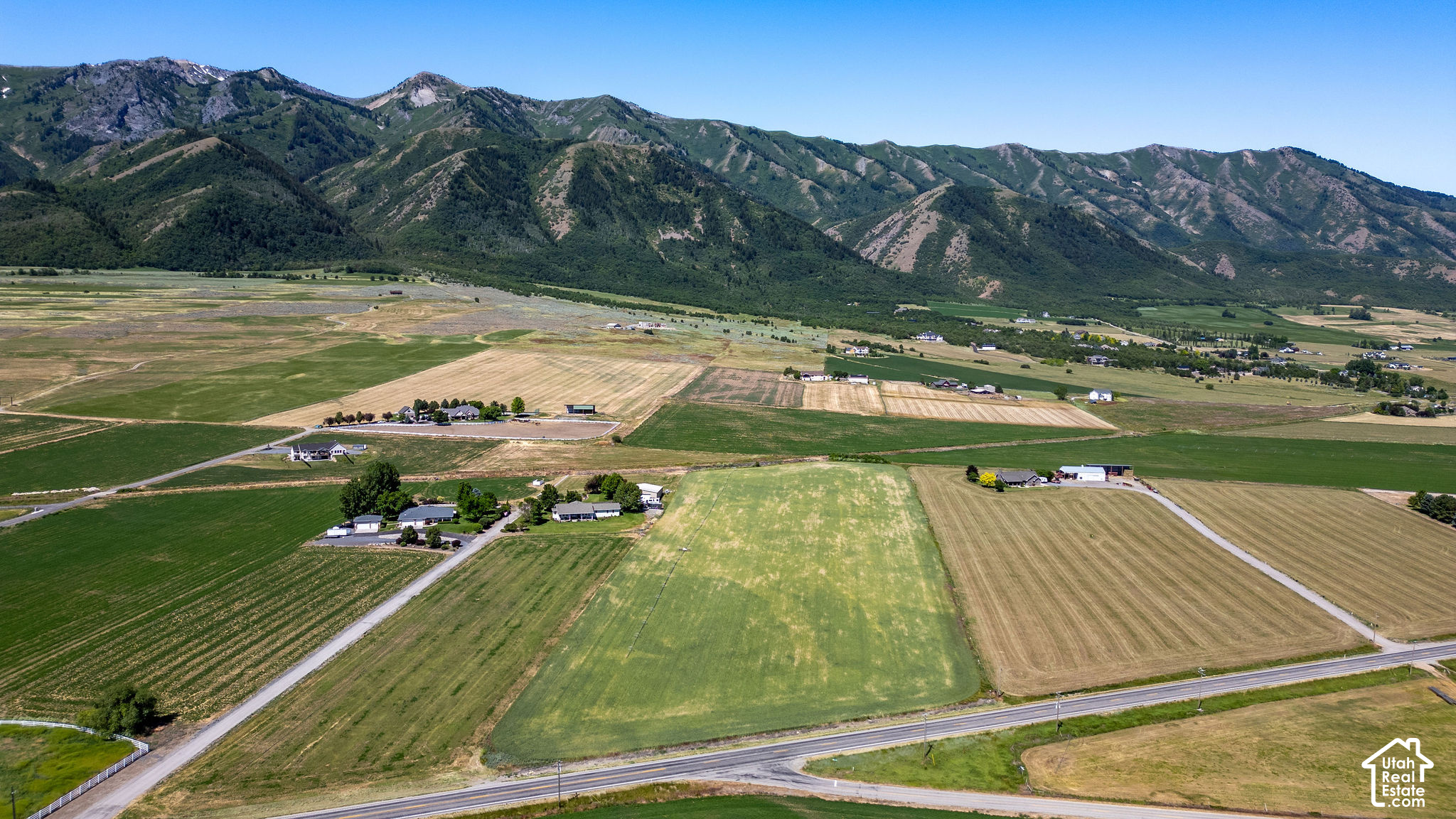 main property photo 18