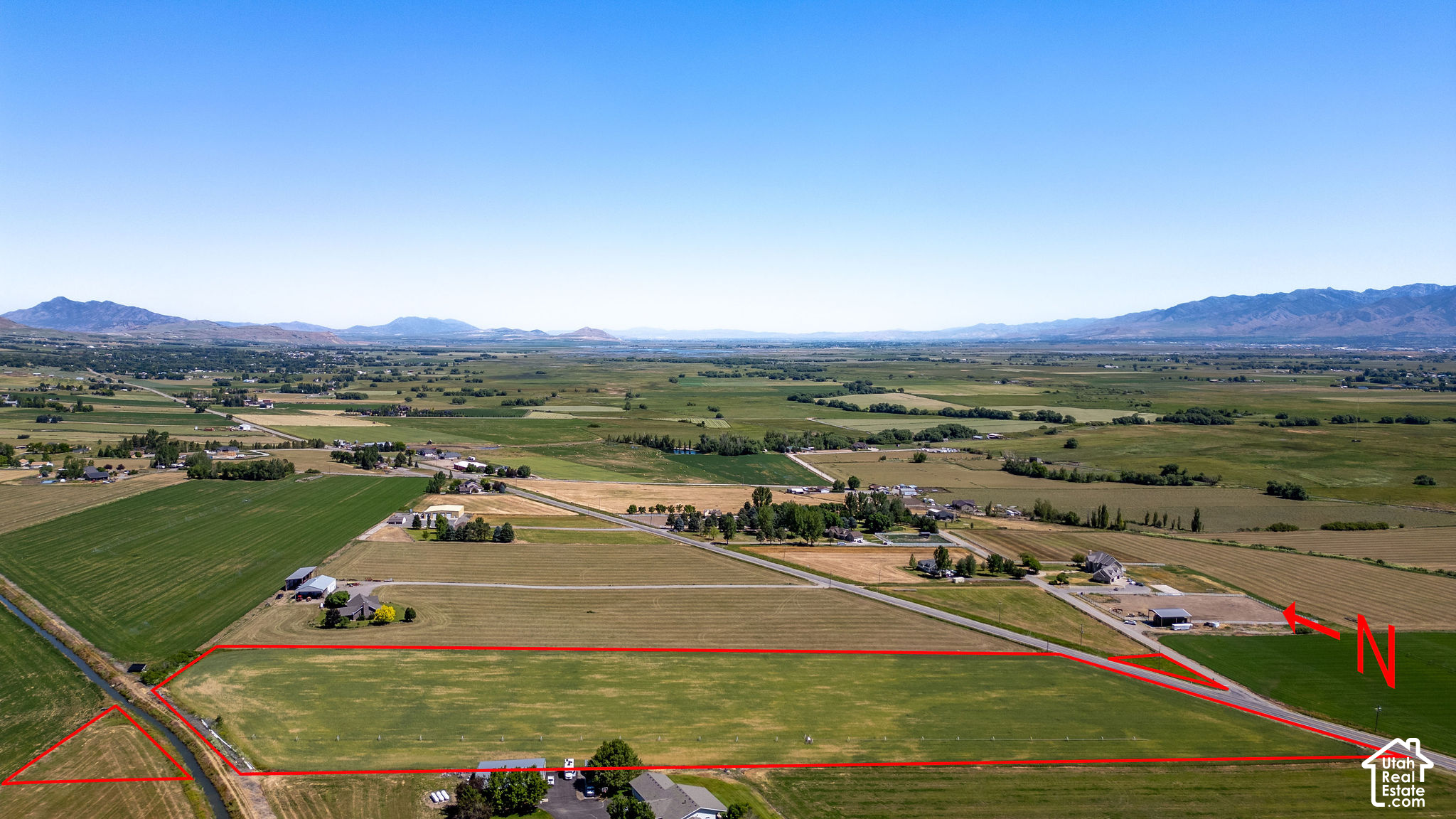 main property photo 7
