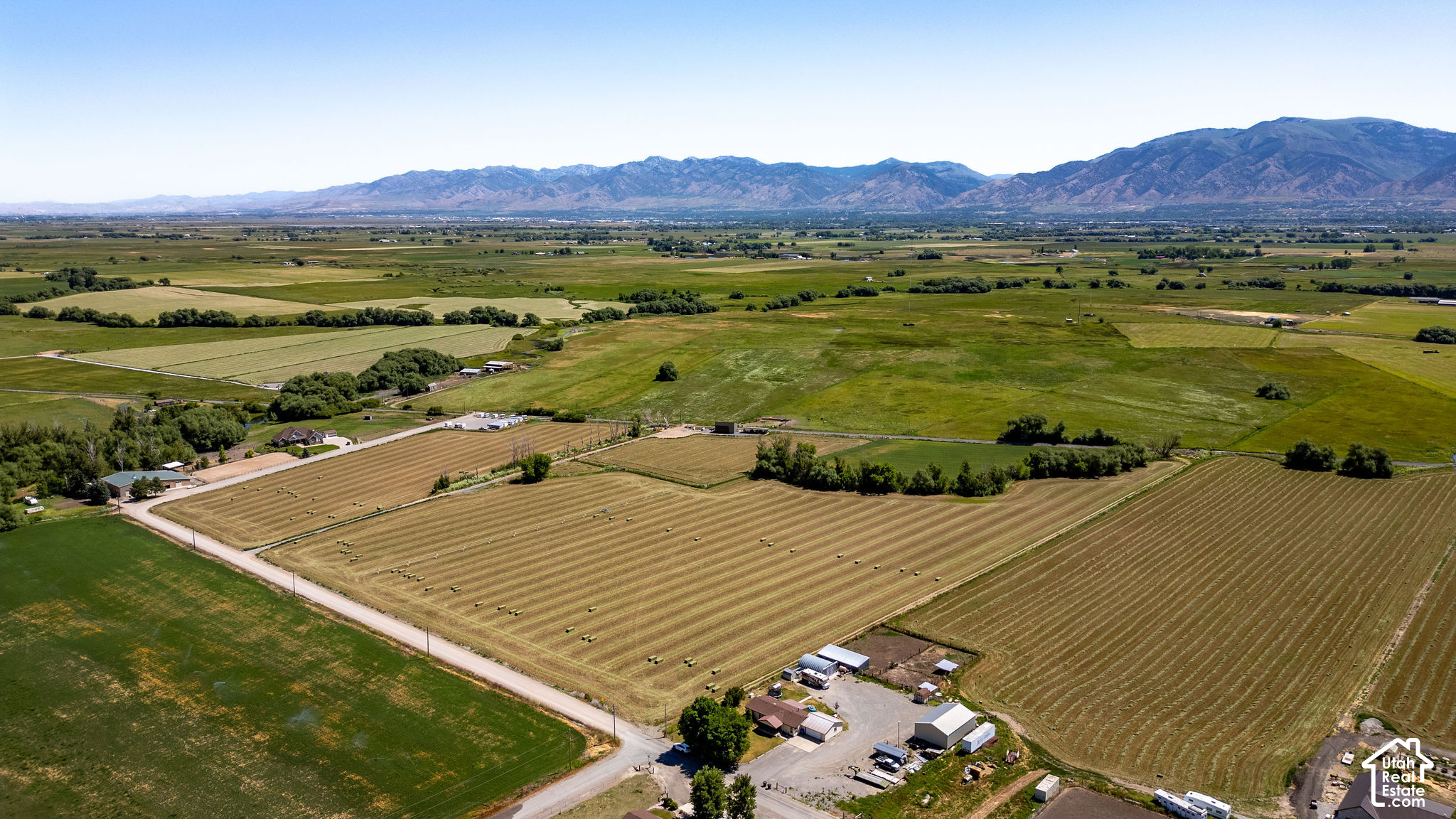 main property photo 18