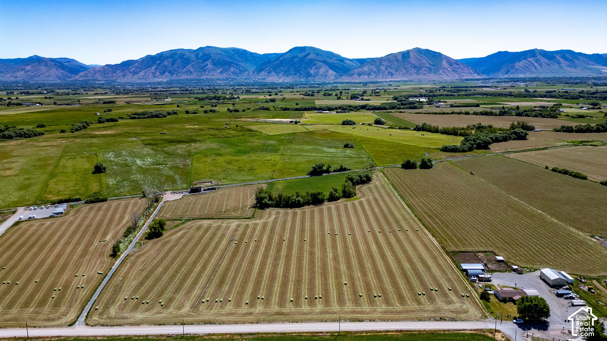 main property photo 20