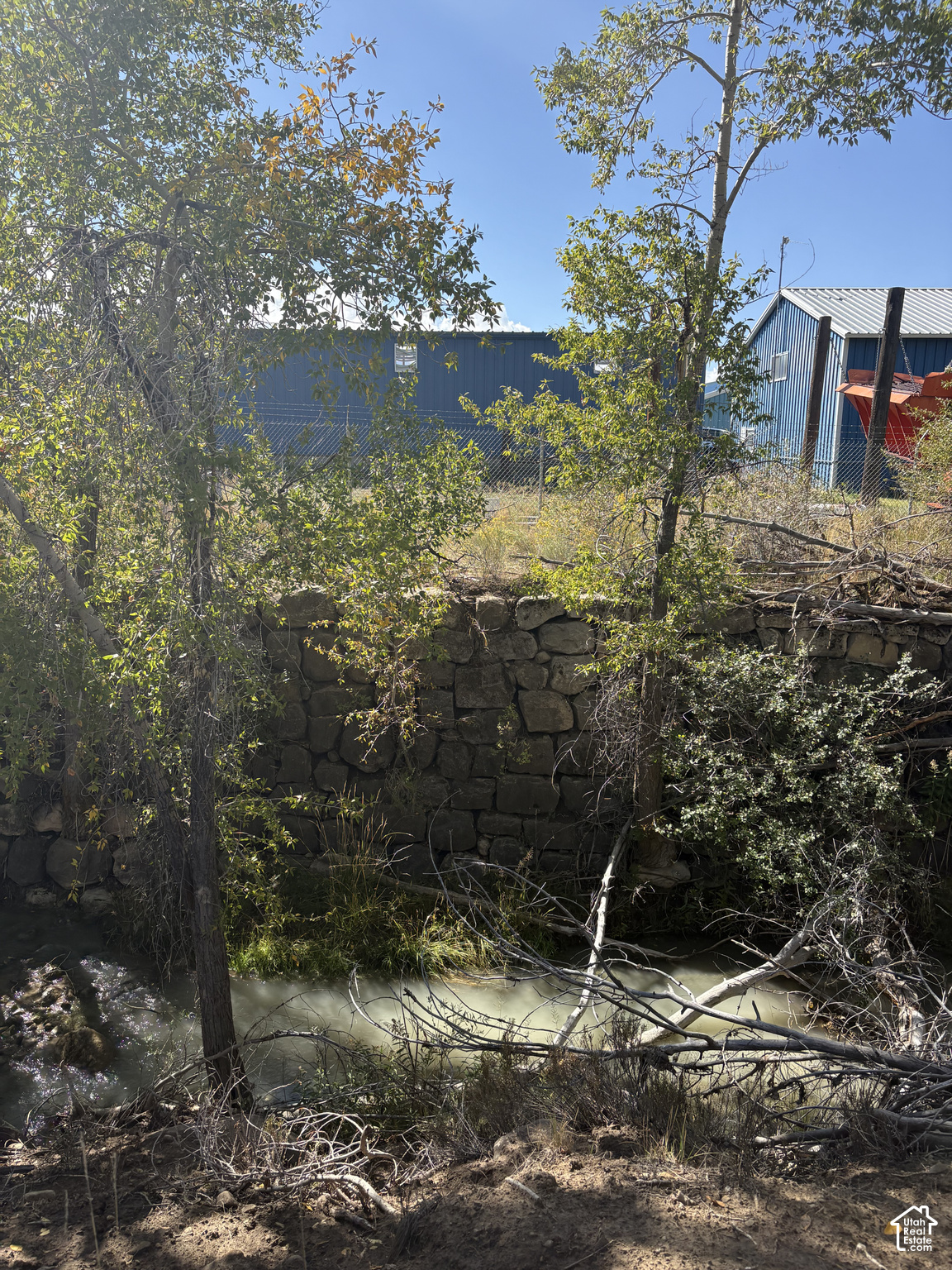 main property photo 10
