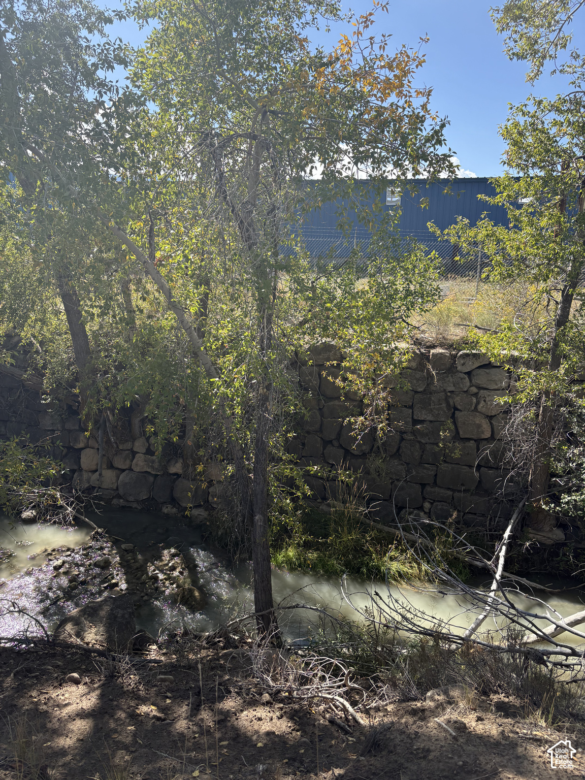 main property photo 9