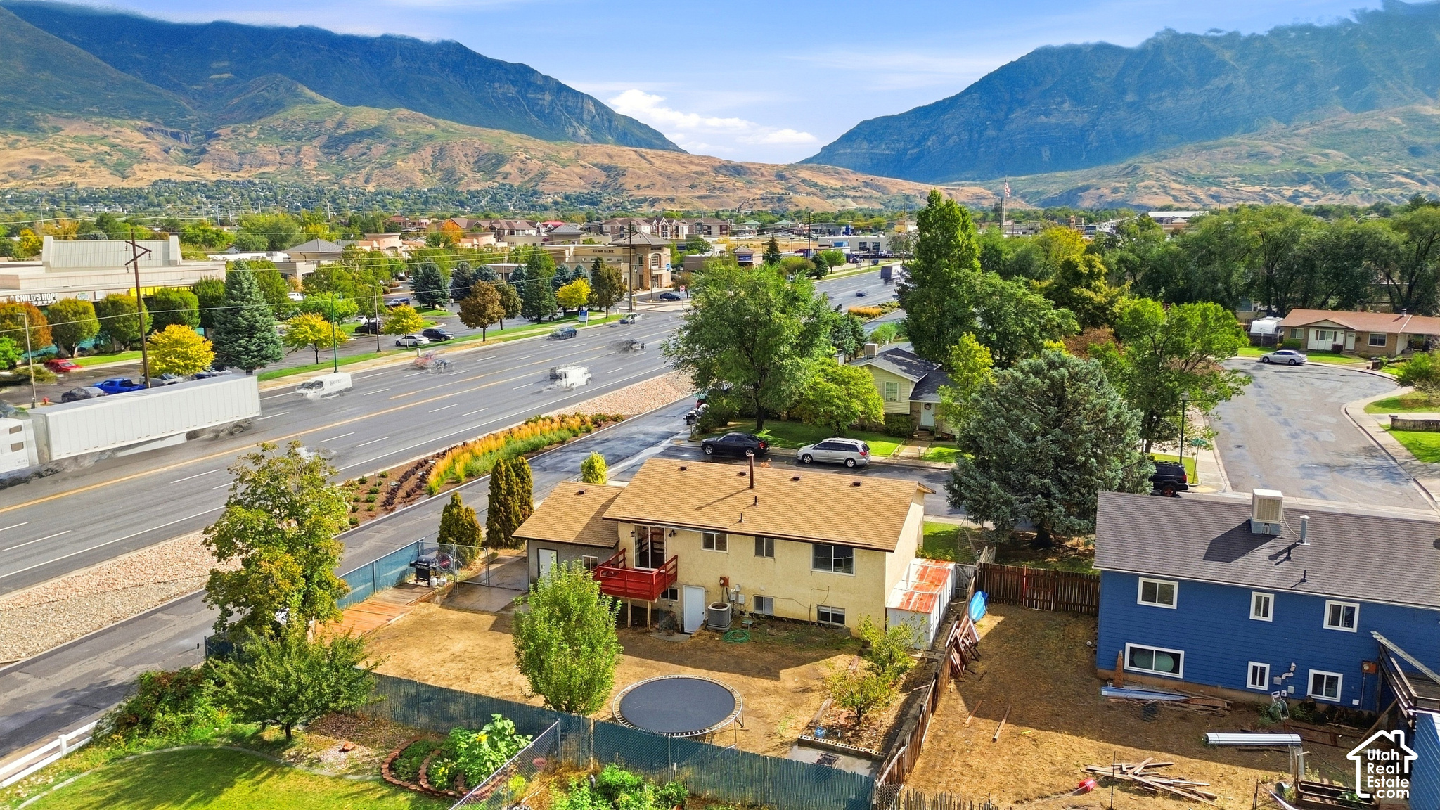 main property photo 7