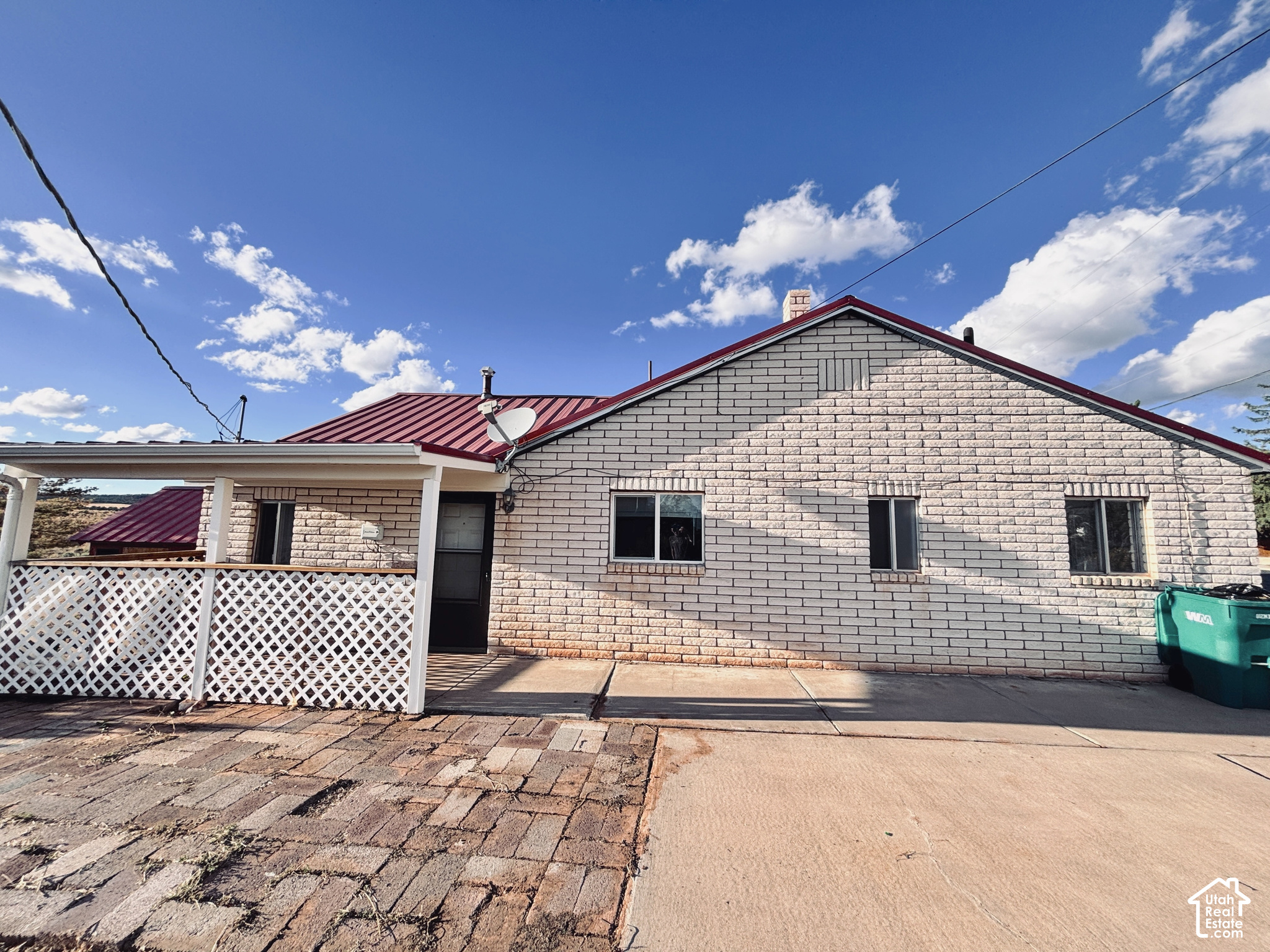 main property photo 31