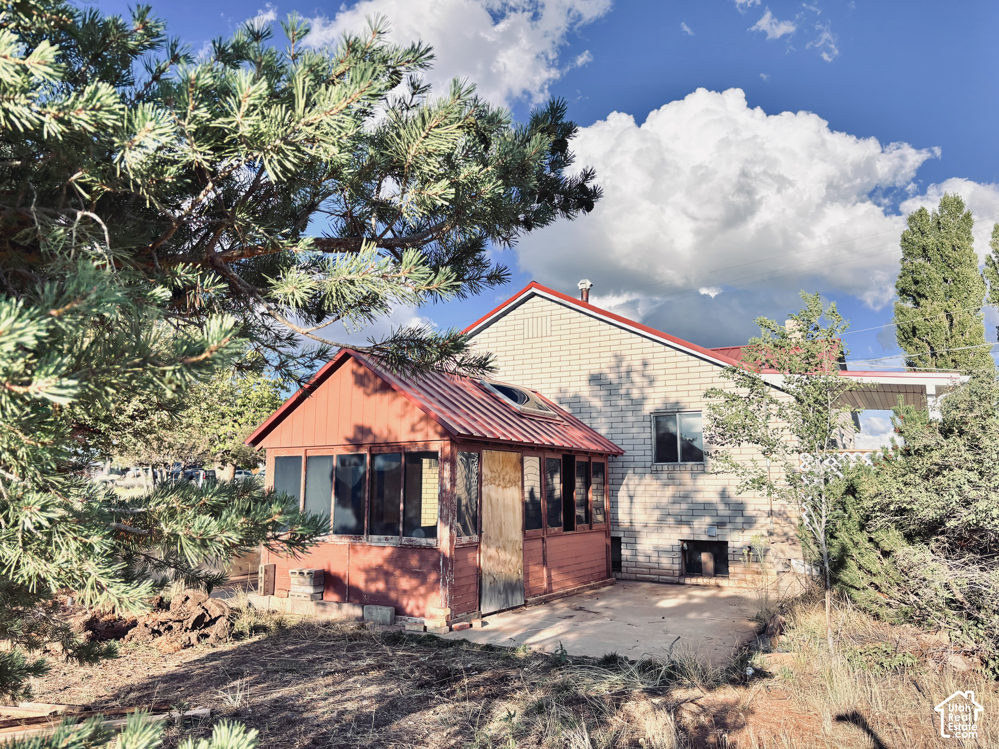 main property photo 35