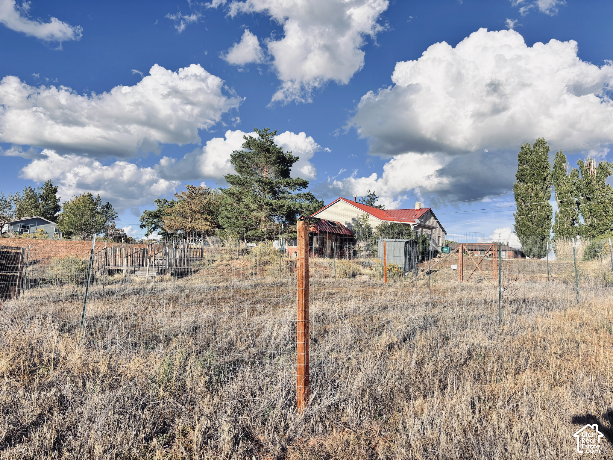main property photo 36