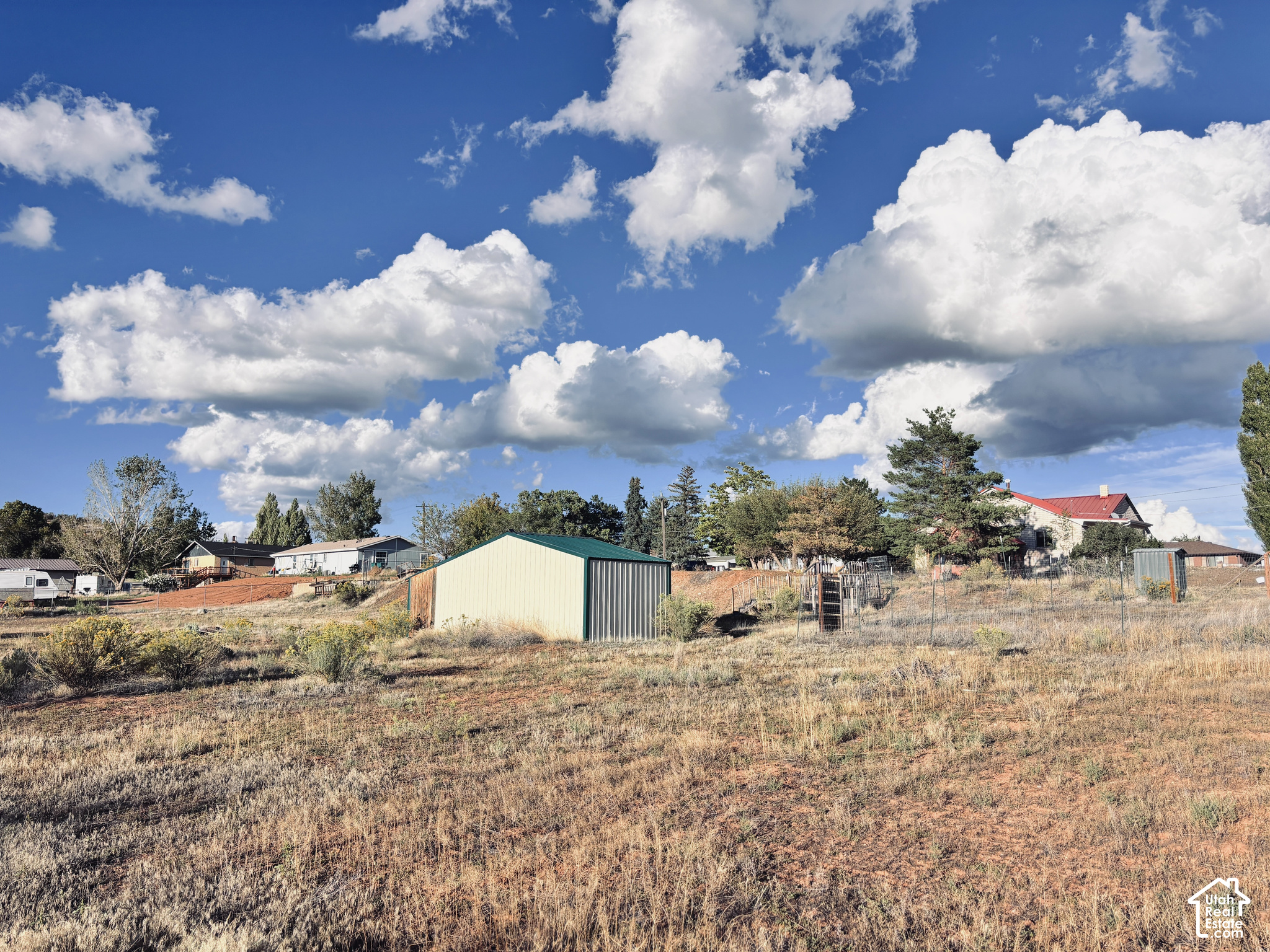 main property photo 38