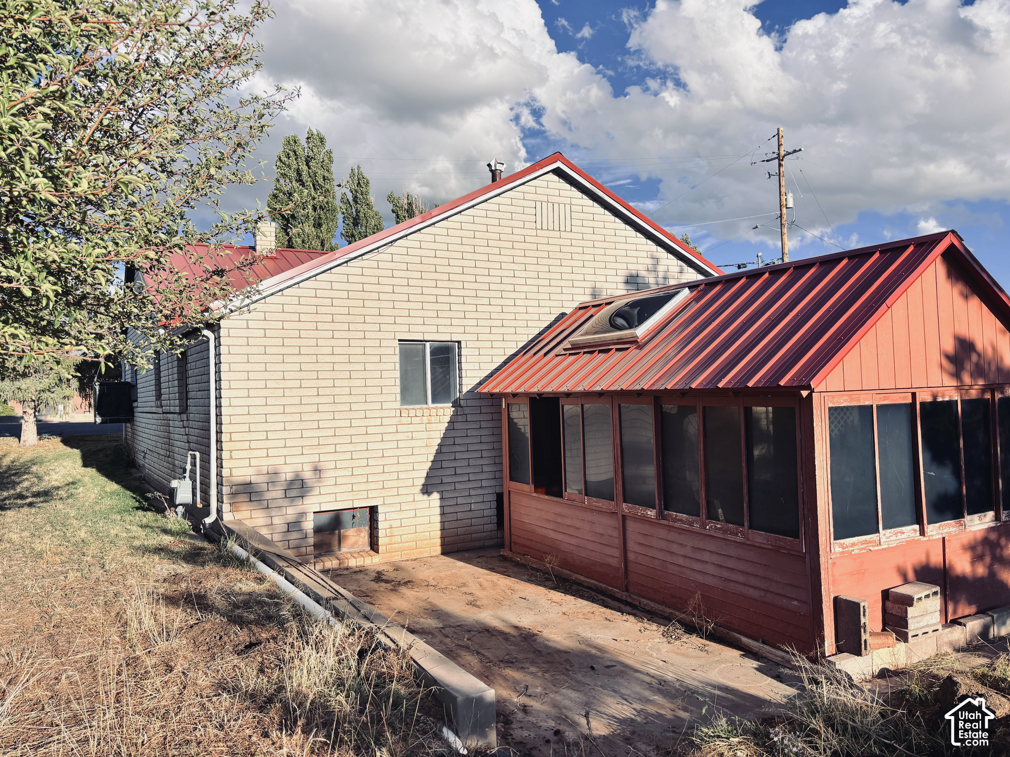 main property photo 47