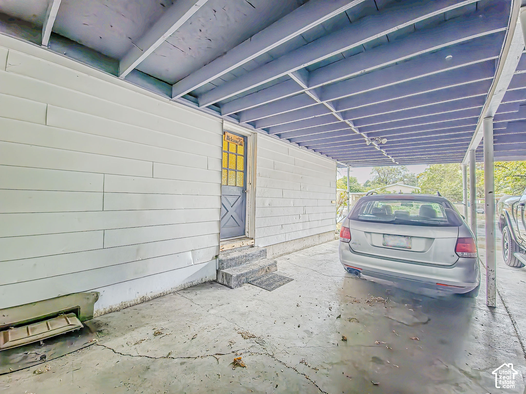 main property photo 45