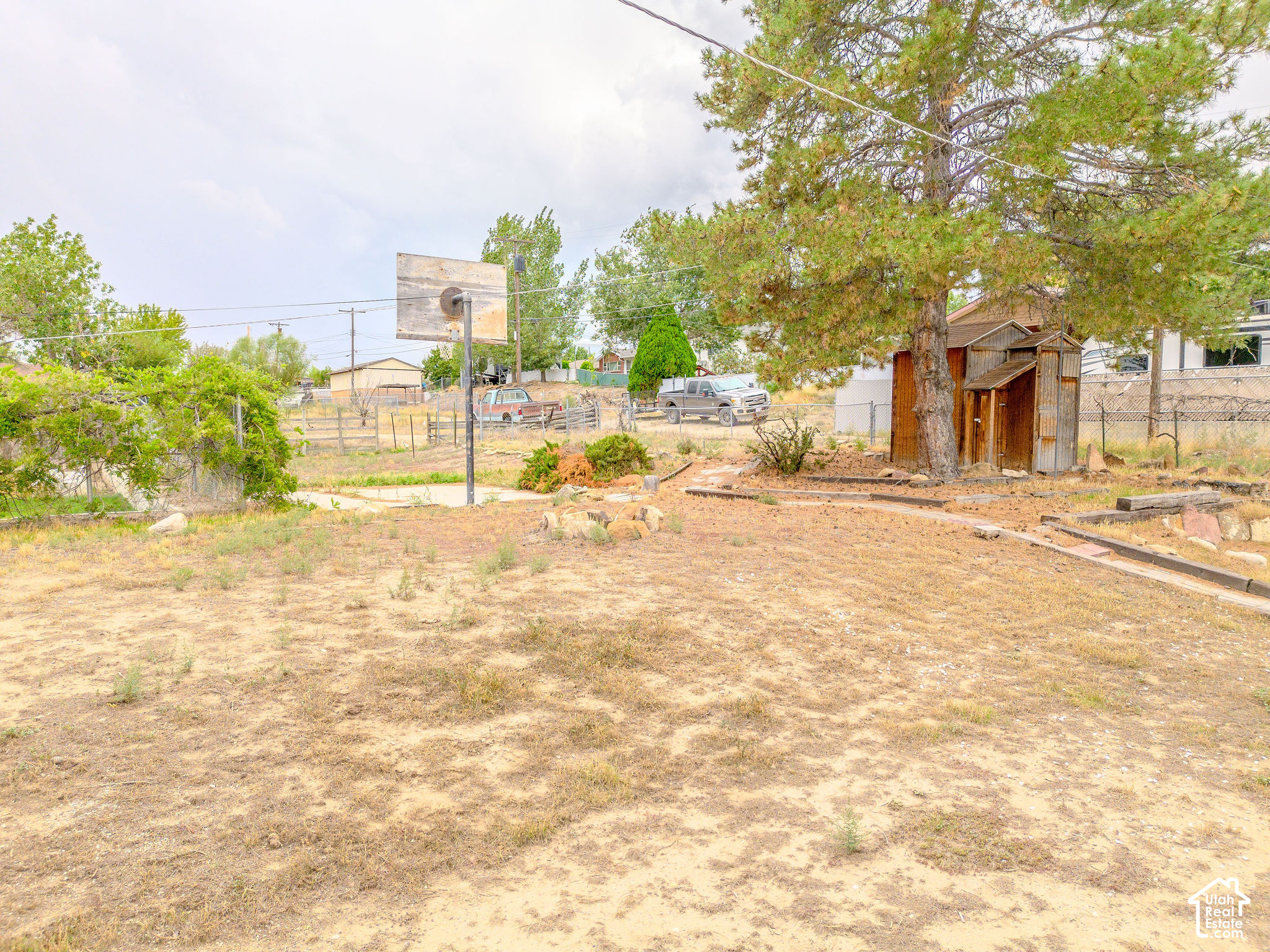 main property photo 48
