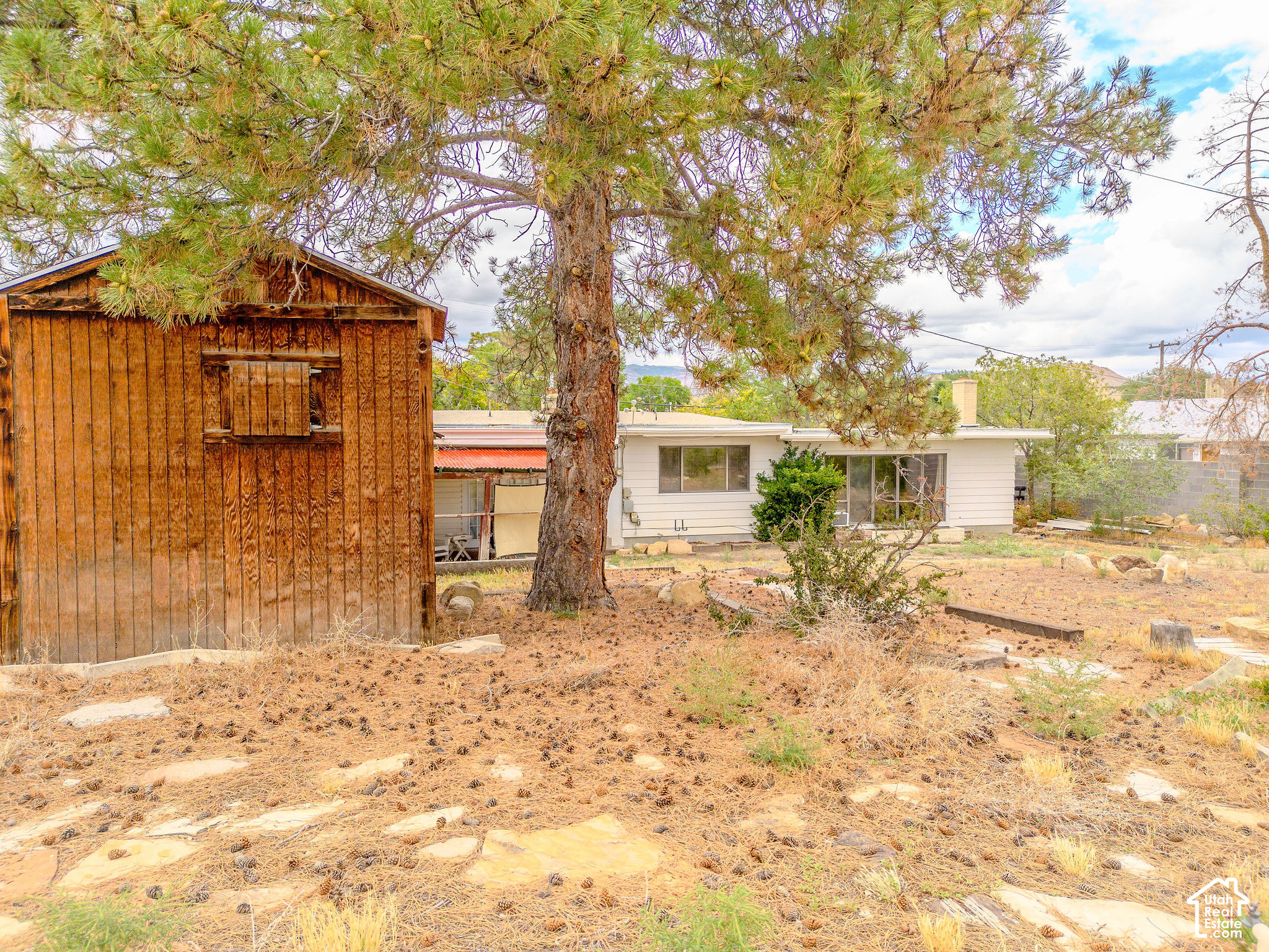 main property photo 50