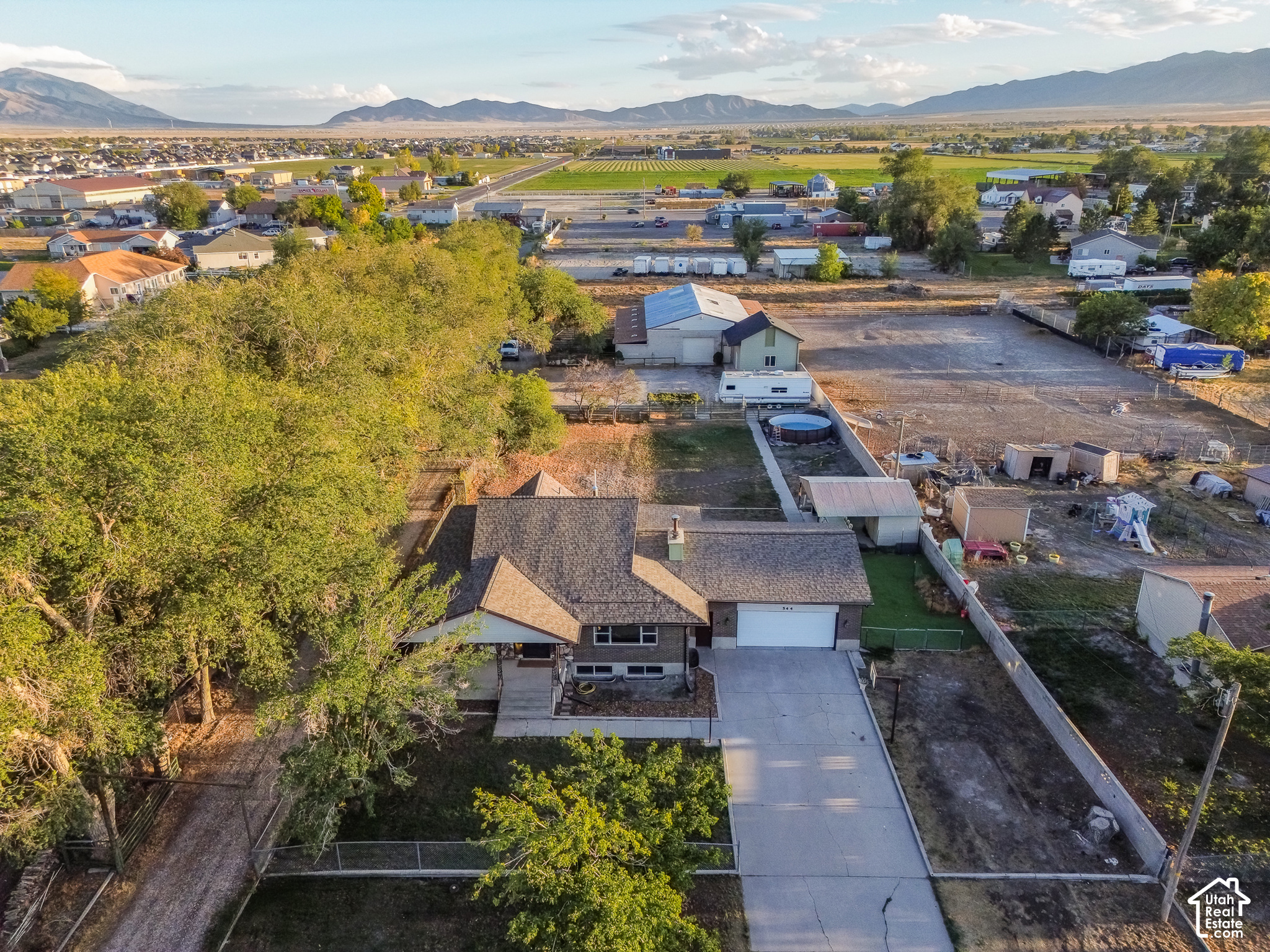 main property photo 56