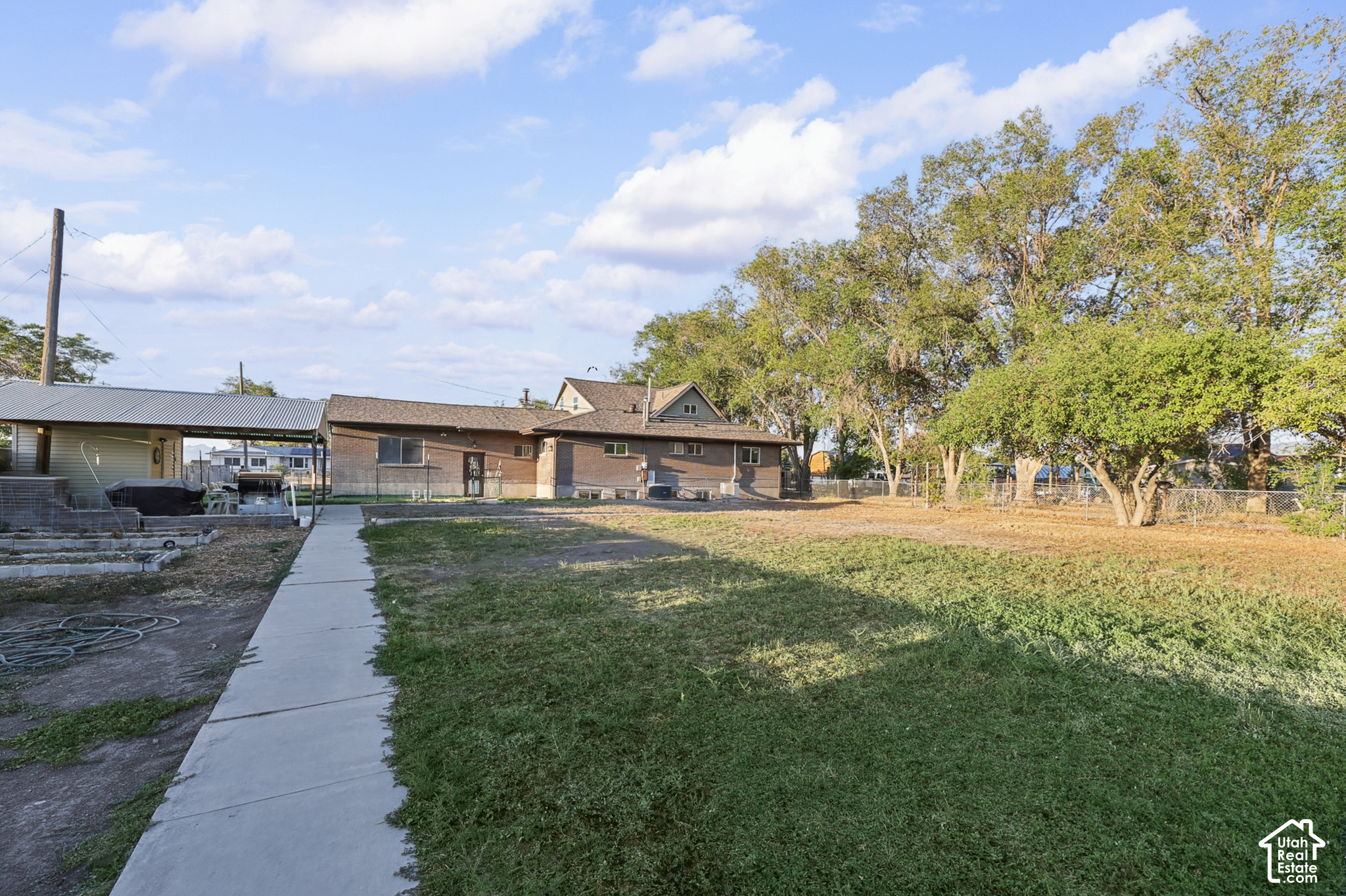 main property photo 67