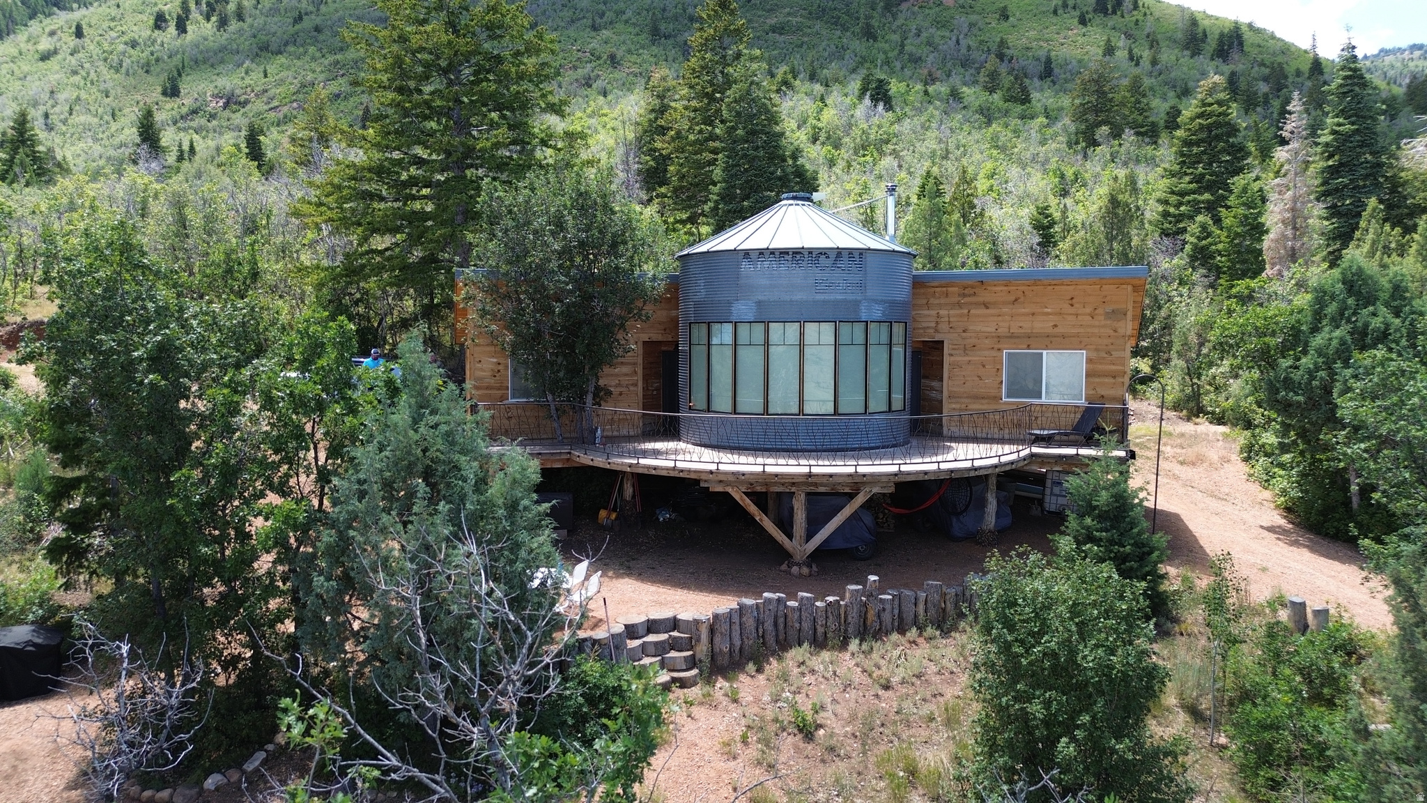 main property photo 0