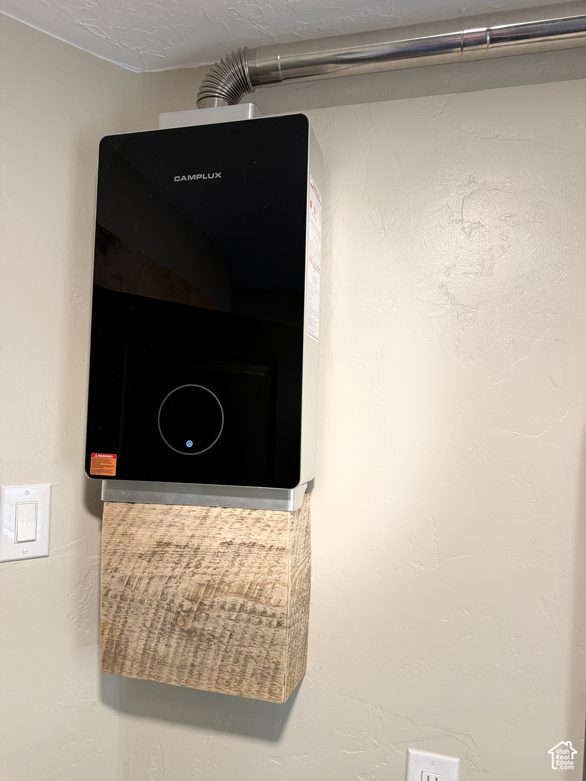 main property photo 23