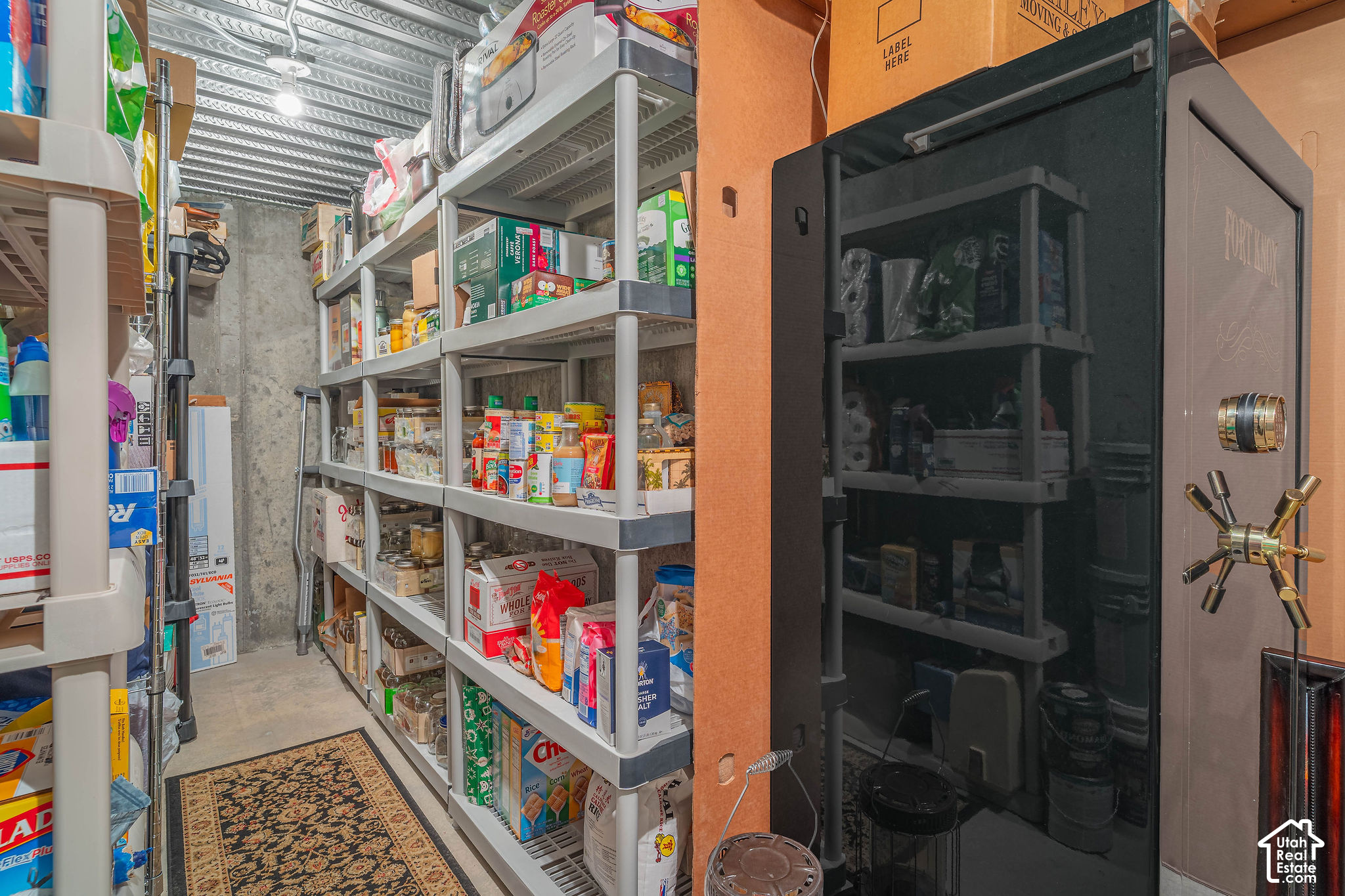 main property photo 36