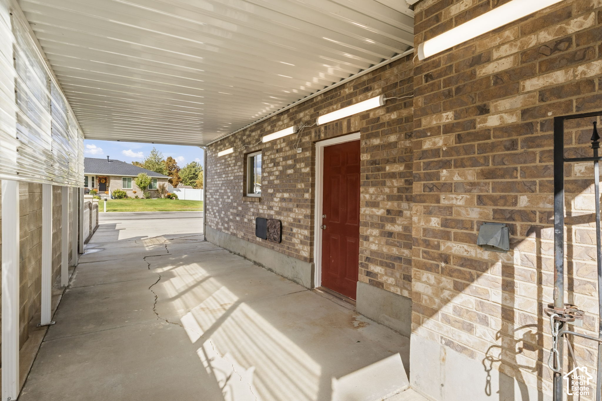 main property photo 35