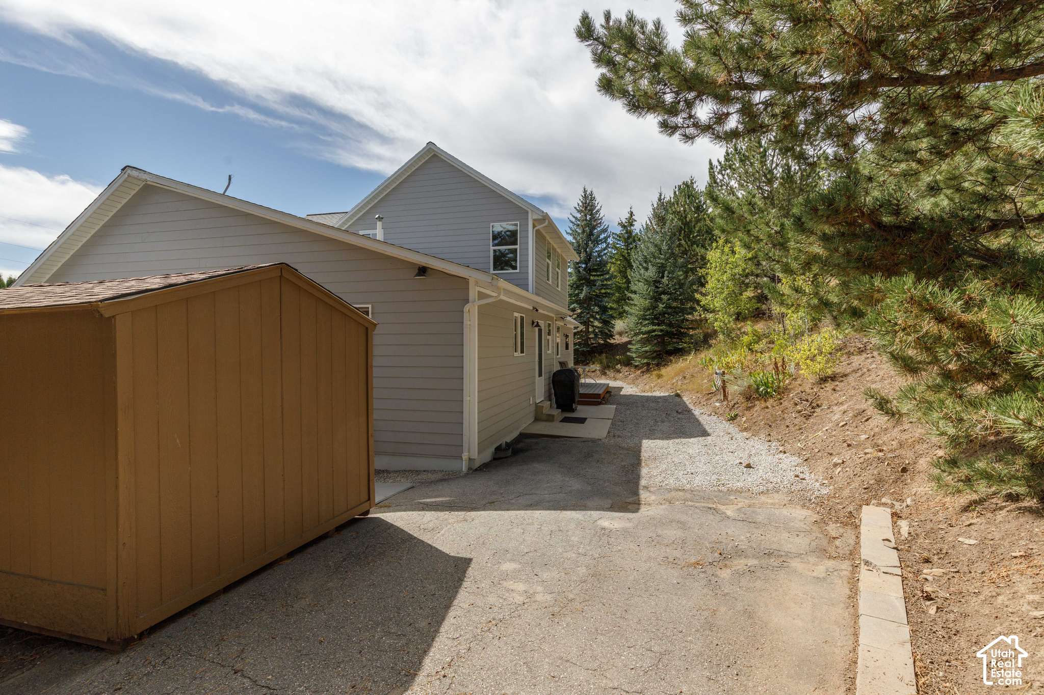 main property photo 46
