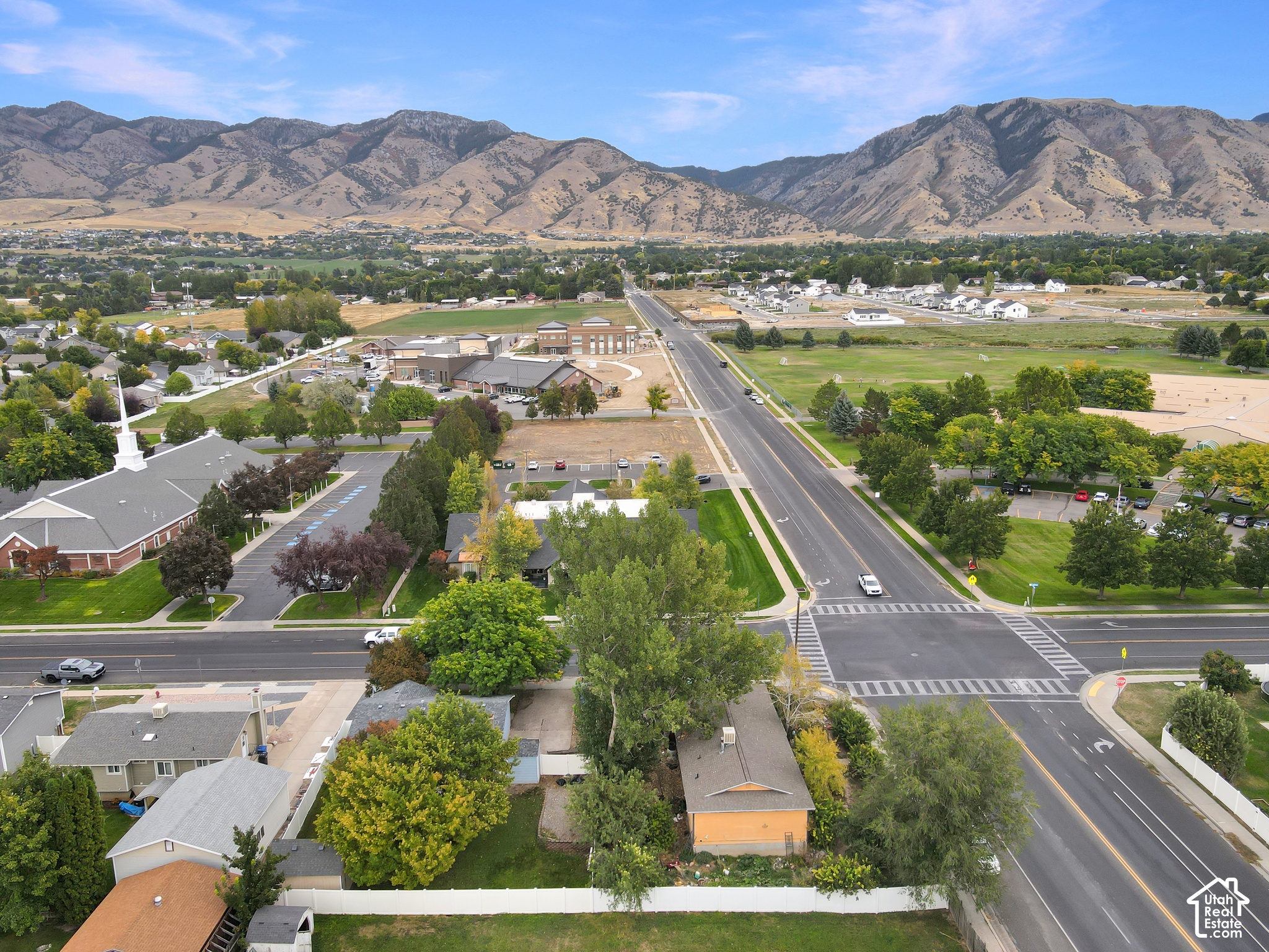 main property photo 34