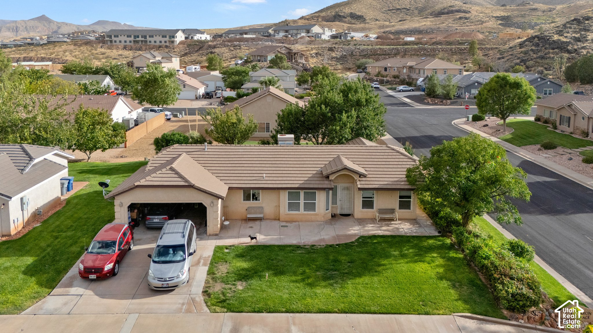 main property photo 23