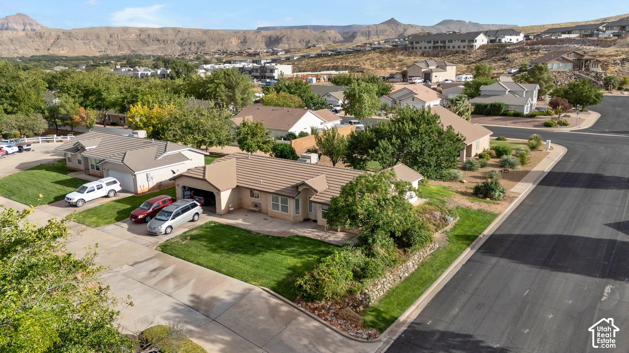 main property photo 25