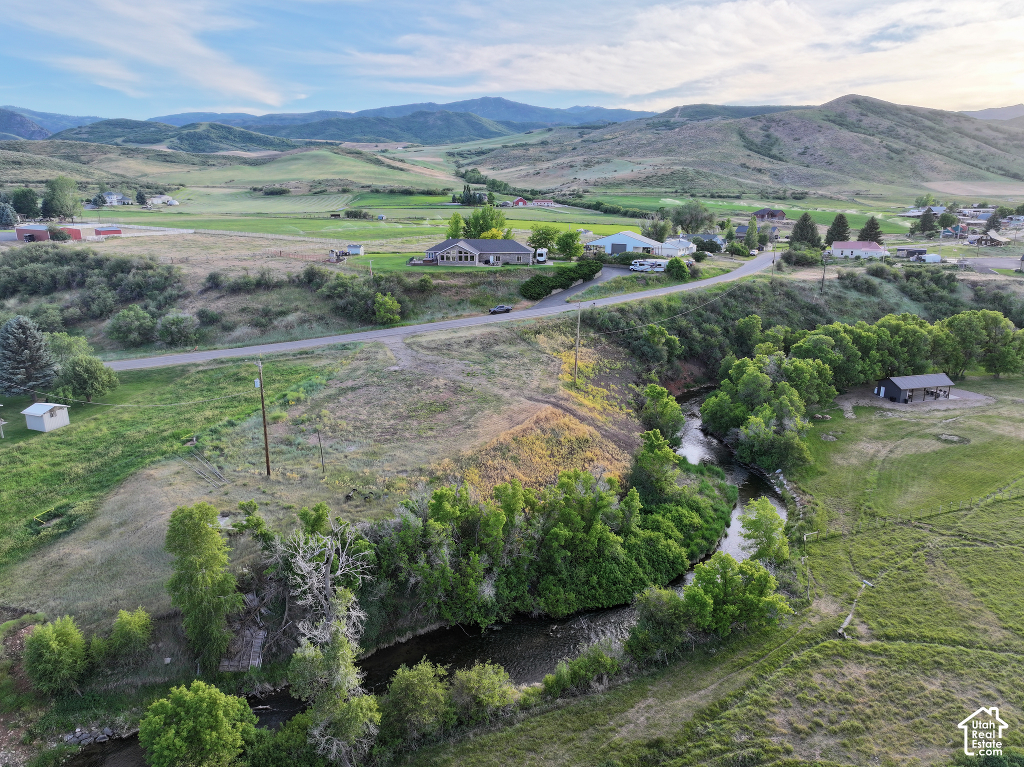 main property photo 4