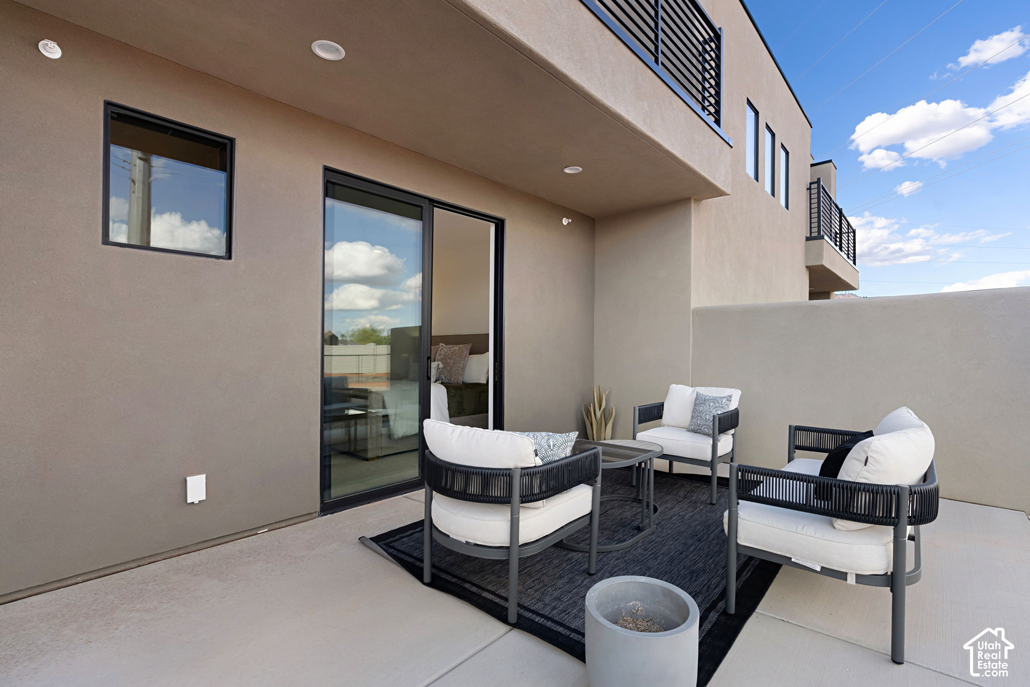 main property photo 43