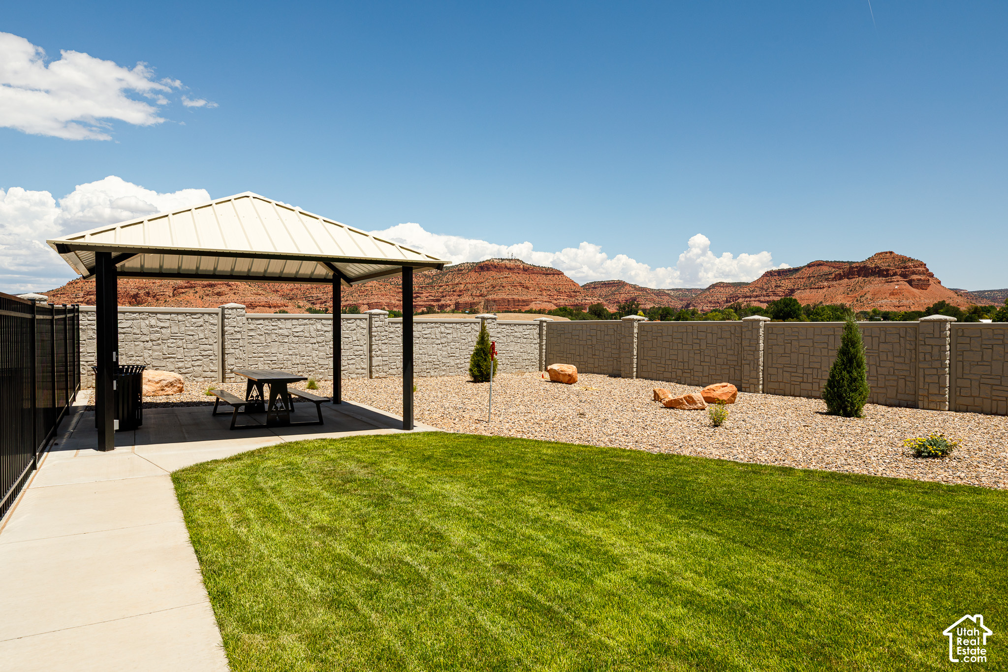main property photo 42