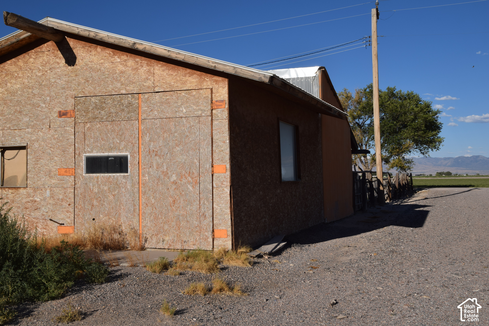 main property photo 19