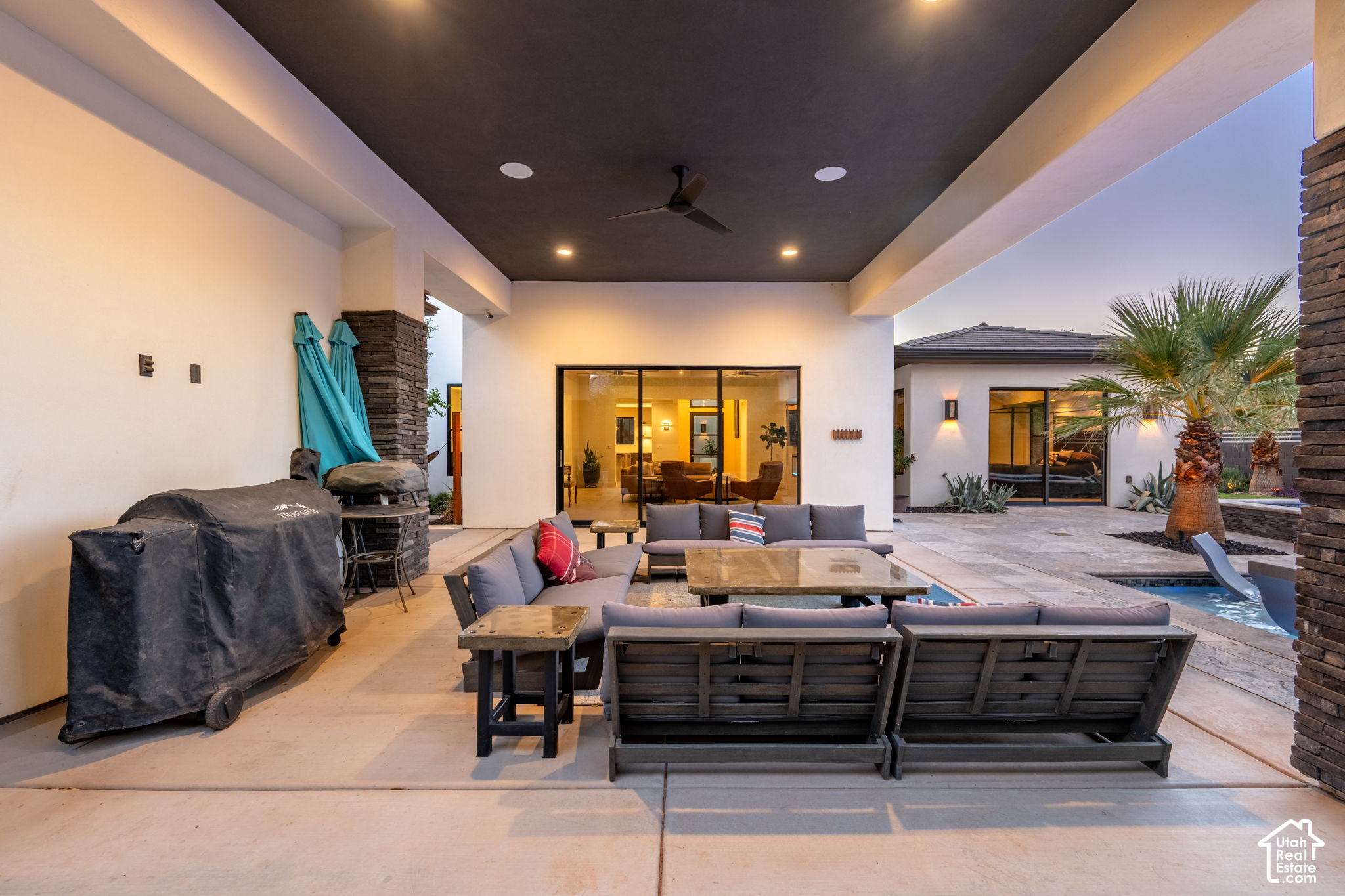 main property photo 59