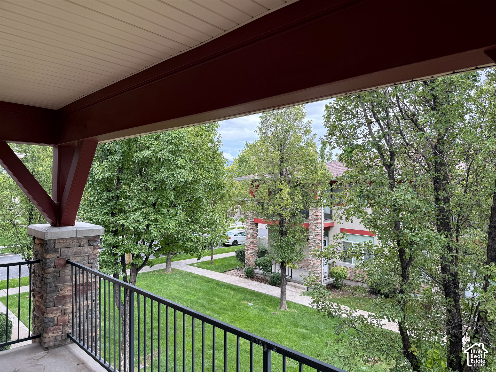 main property photo 18