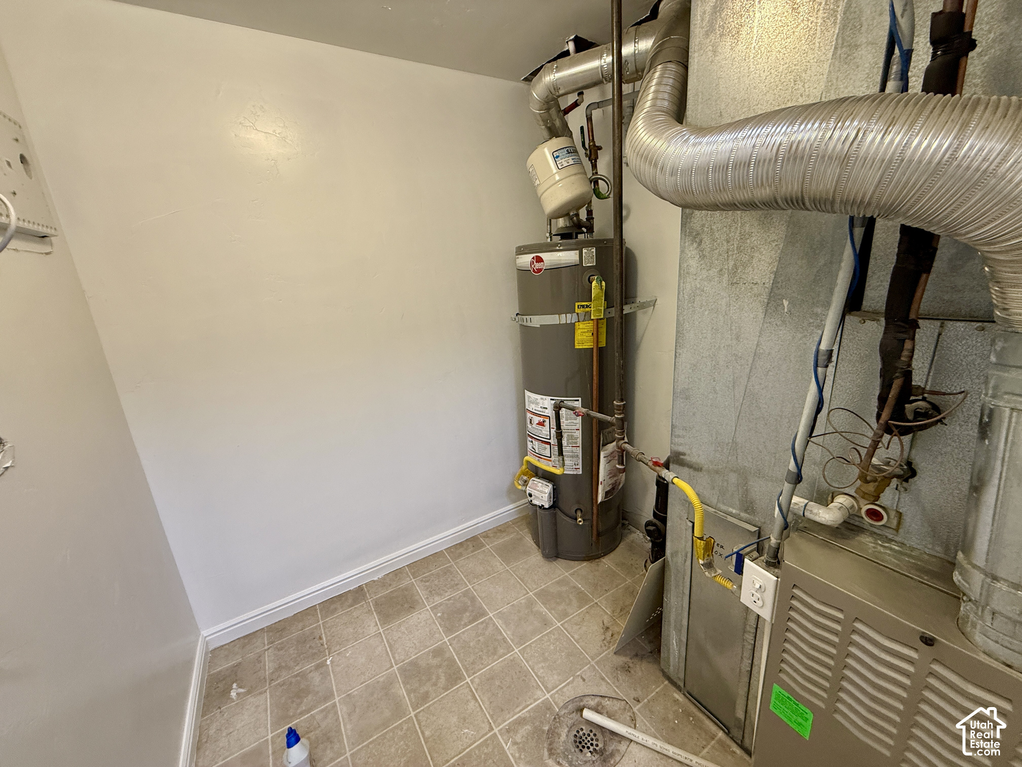main property photo 49