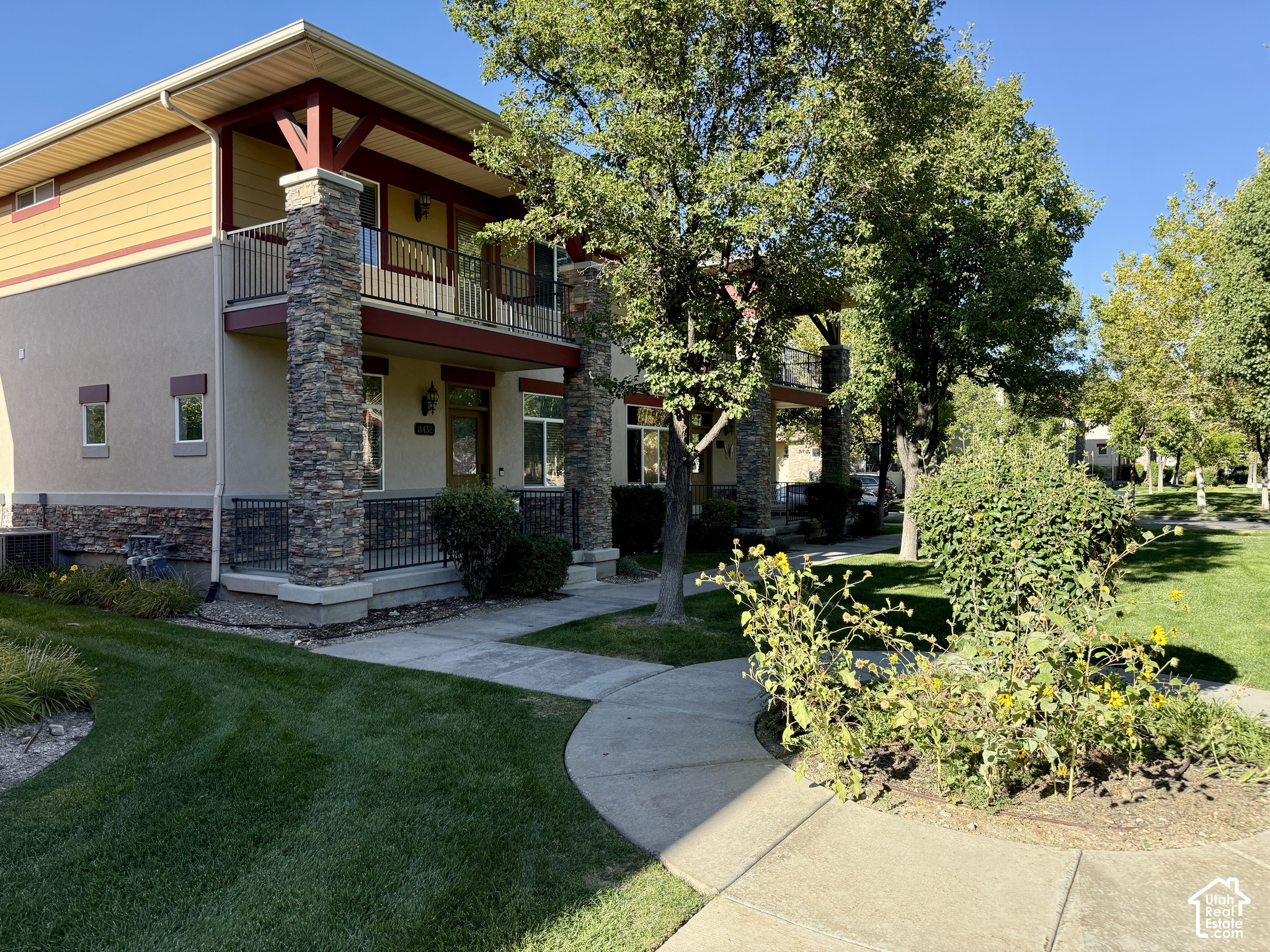 main property photo 60