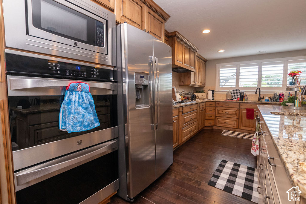 main property photo 13