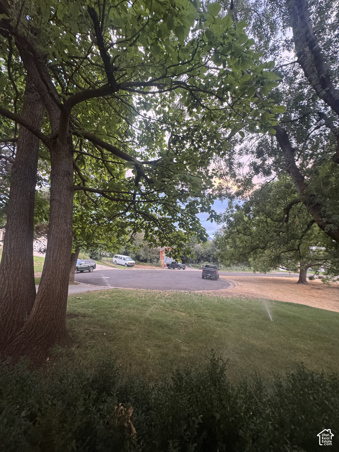 main property photo 30