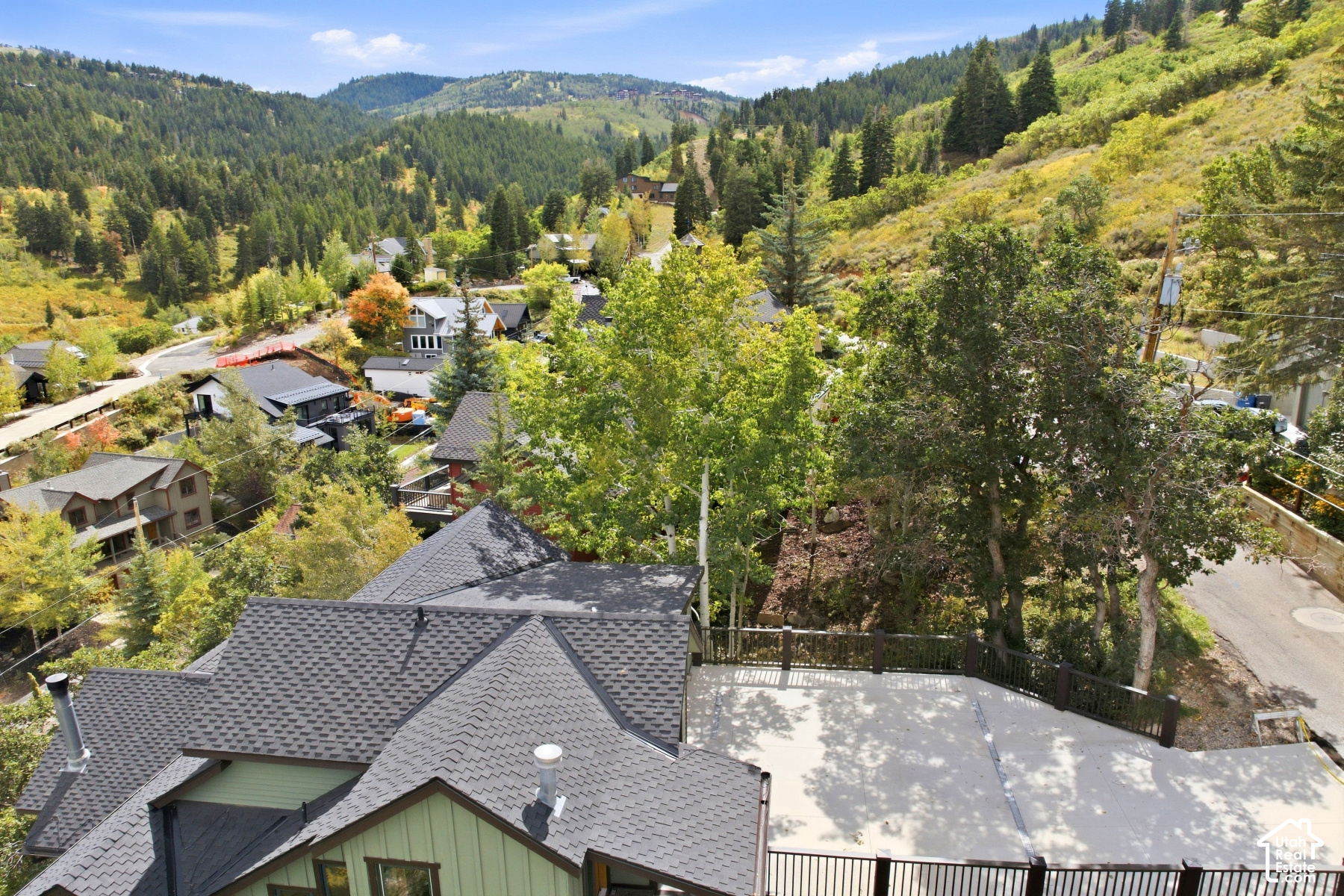 main property photo 24