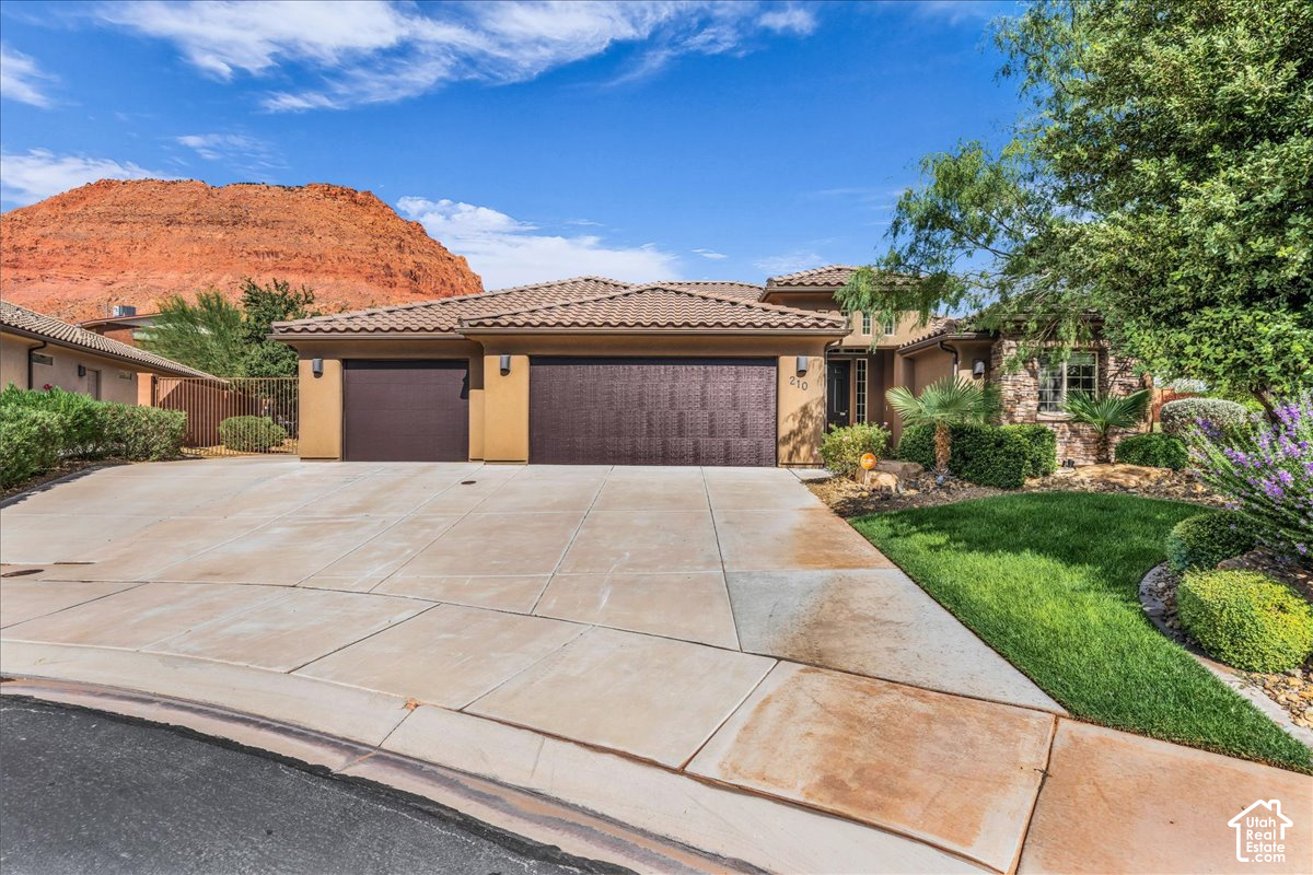 main property photo 9