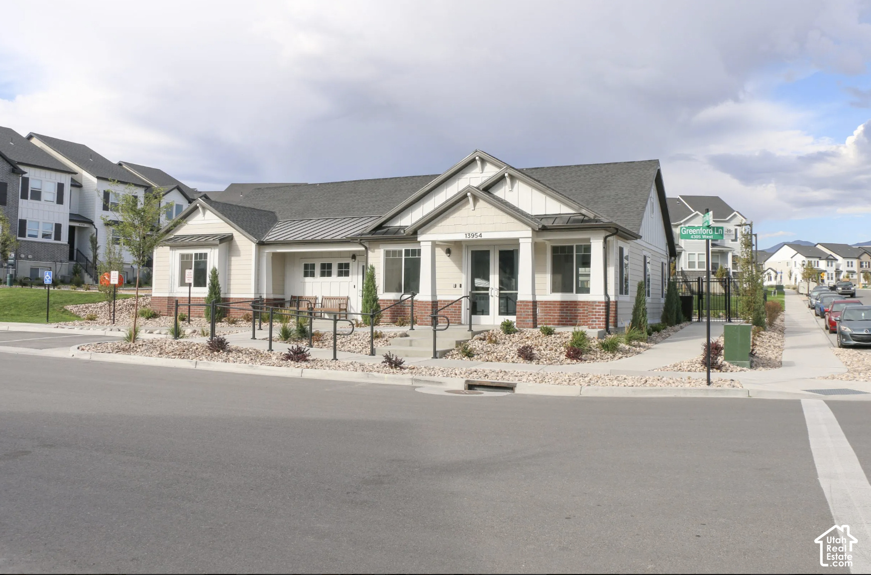 main property photo 46
